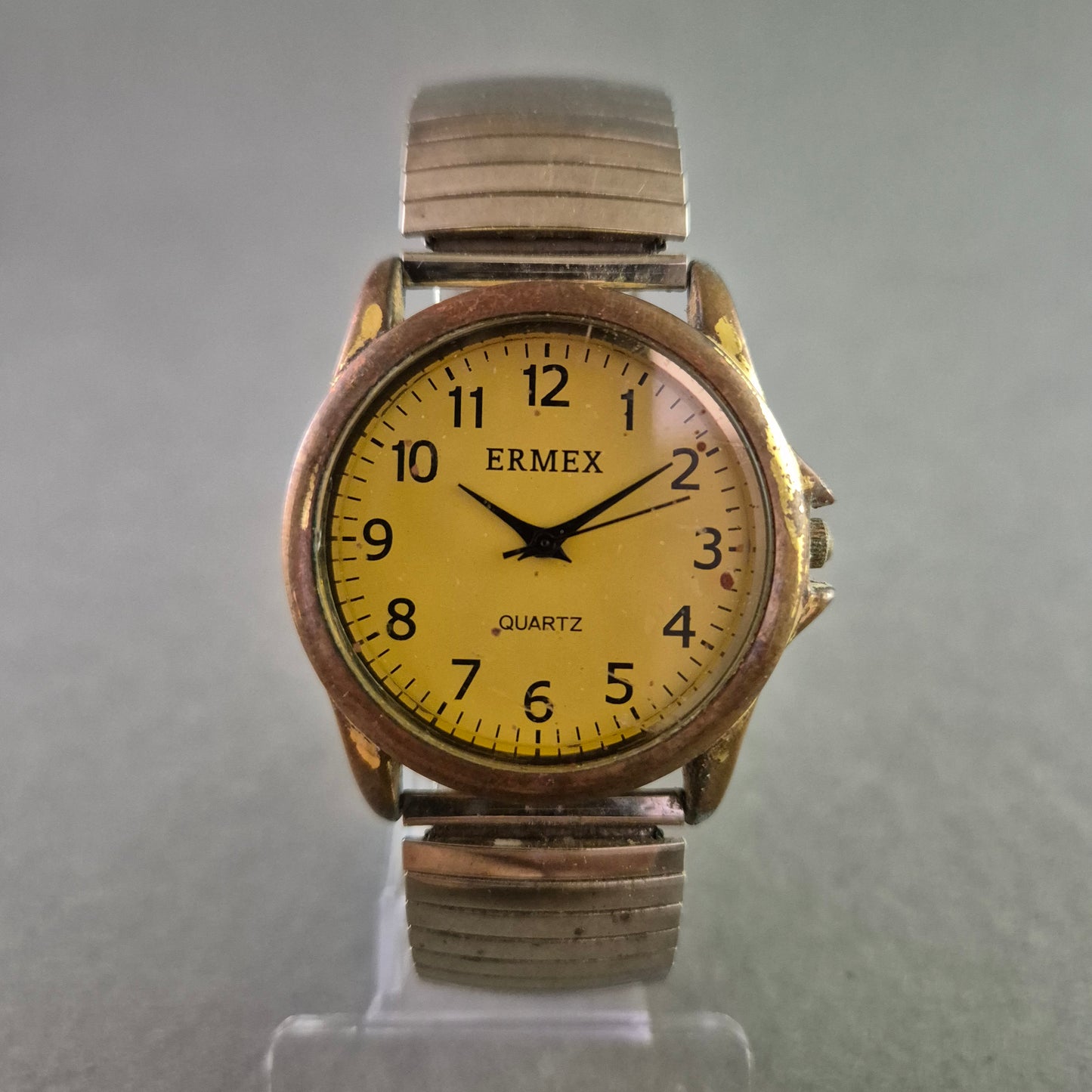 Charmante Damen Uhr ERMEX mit gelbem Zifferblatt und Flexband