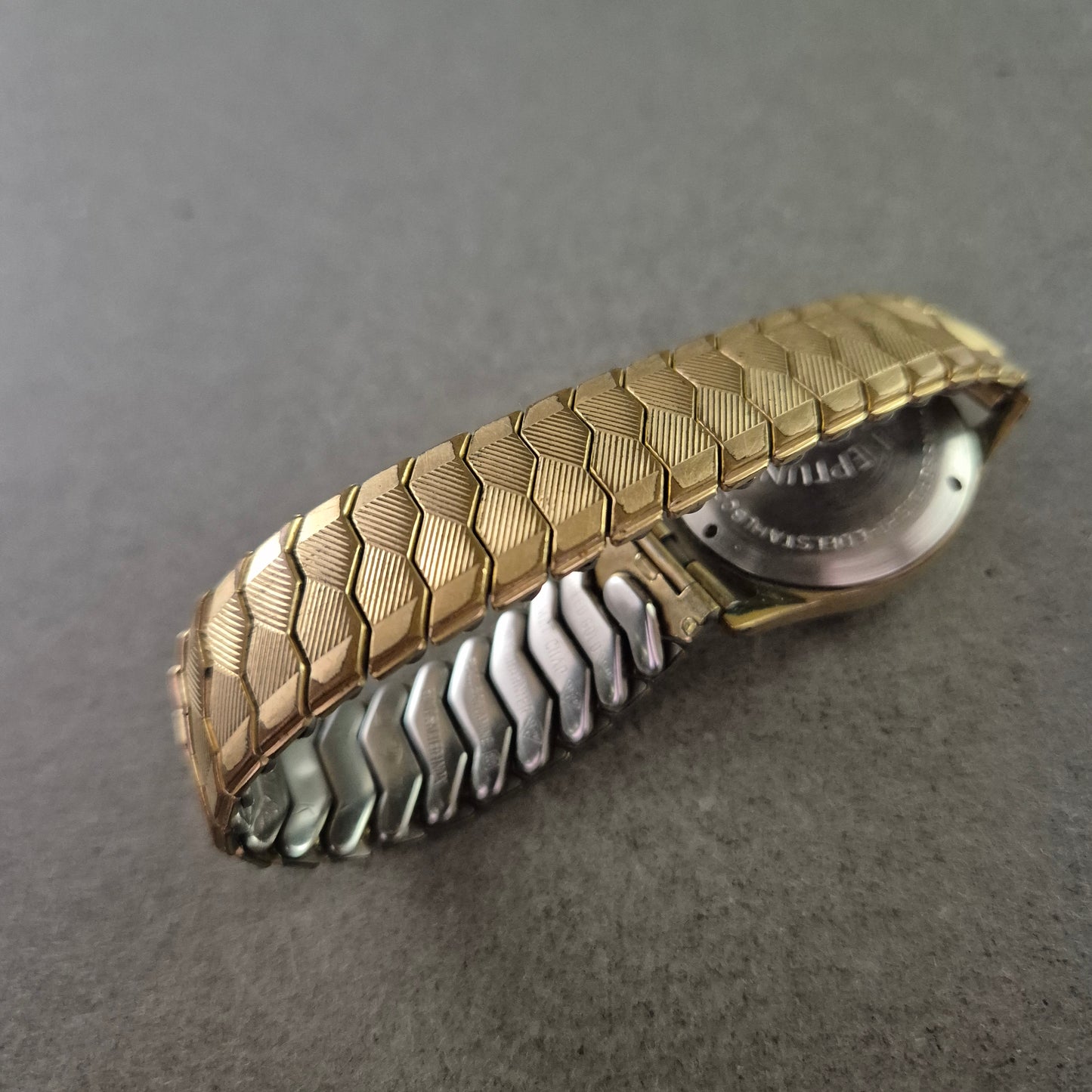 Neptun Herren Uhr – Vintage Handaufzug mit 15 Rubis