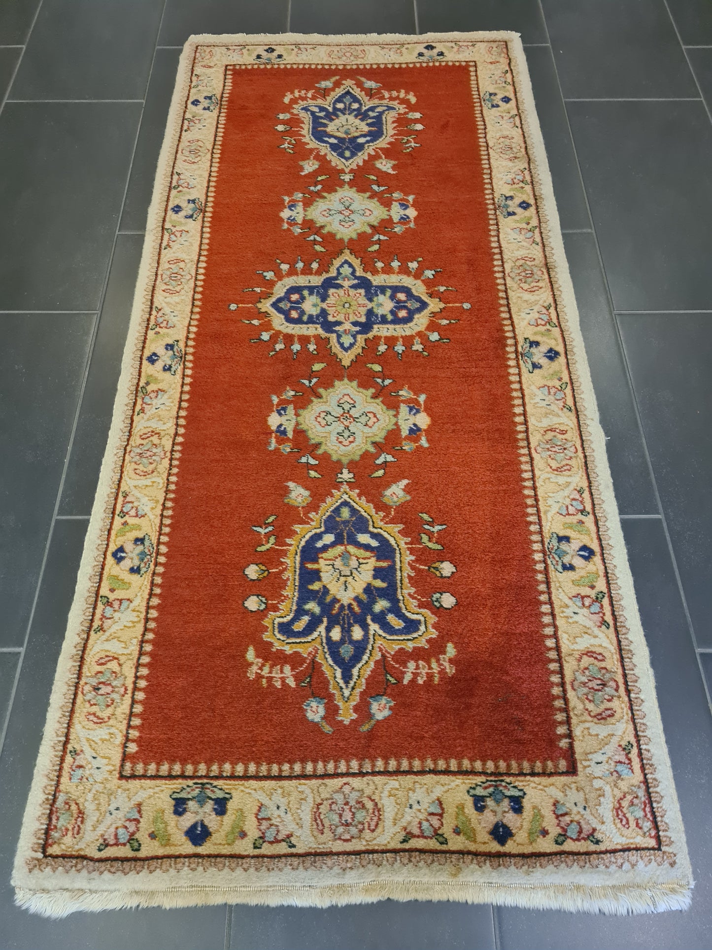 Perserteppich Orientteppich Handgeknüpfter Teppich Täbris 180x80cm