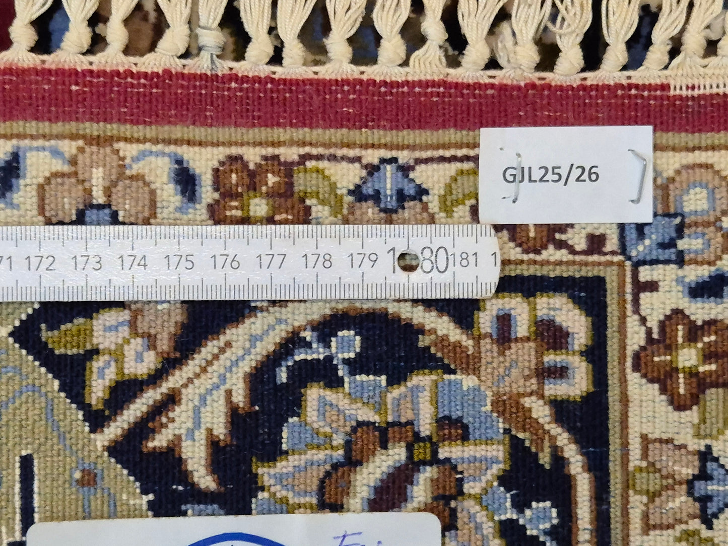 Isfahan Teppich Korkwolle Seide feine Handknüpfung