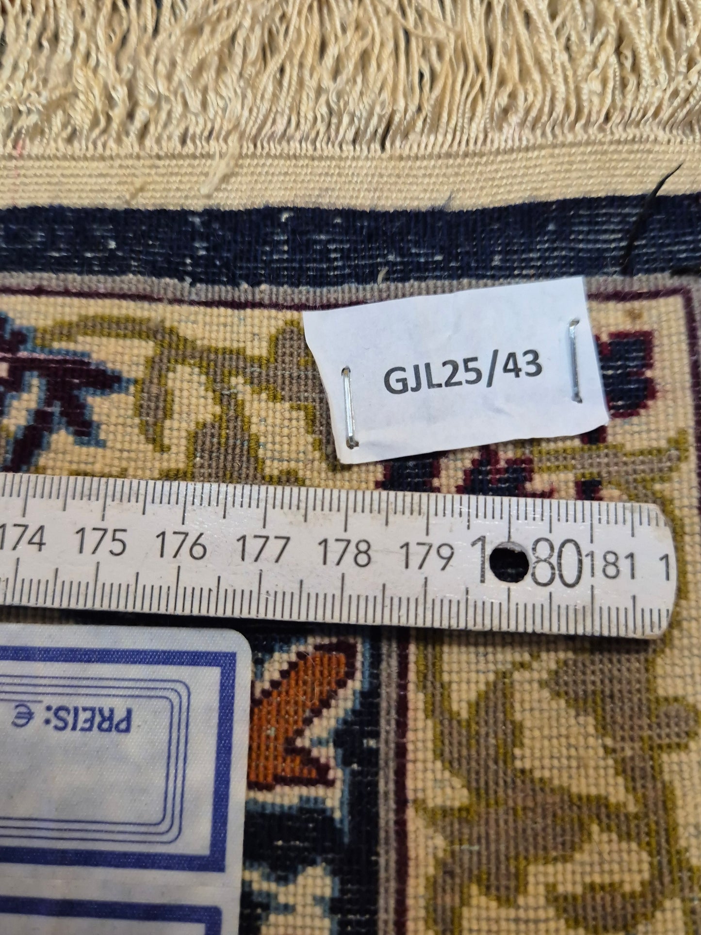 Isfahan Teppich Korkwolle mit Seide auf Seide figürlich