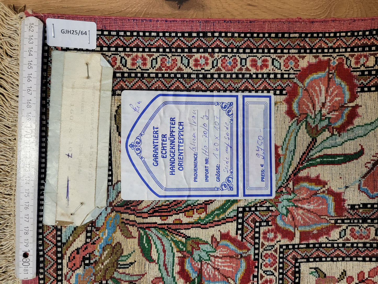 Ghom Seidenteppich Seide auf Seide feine Blumenmotive