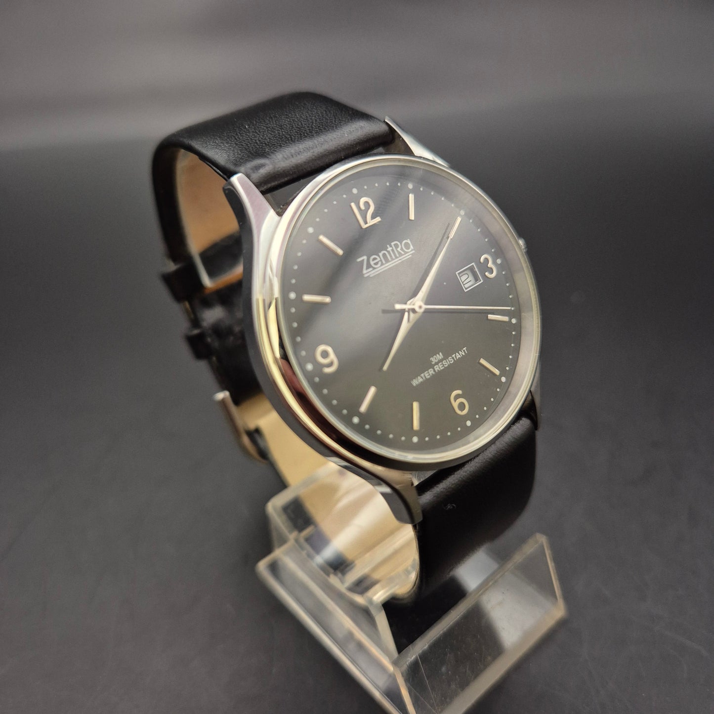 Zentra Herren Uhr – Klassisches Edelstahlgehäuse & schwarzes Zifferblatt