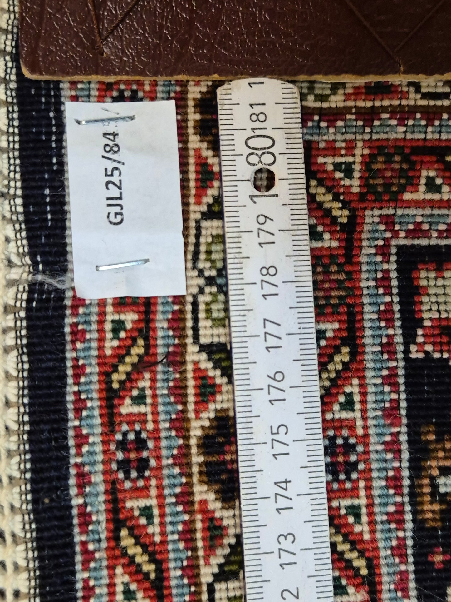 Täbriz Teppich Korkwolle mit Seide Medaillon feine Knüpfung