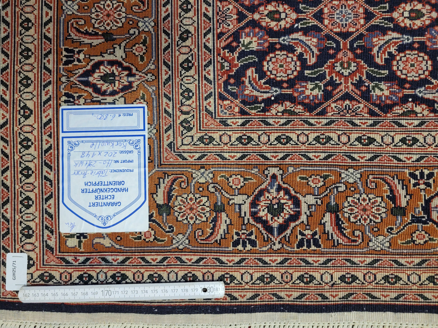 Täbriz Teppich Korkwolle fein florales Allover Muster