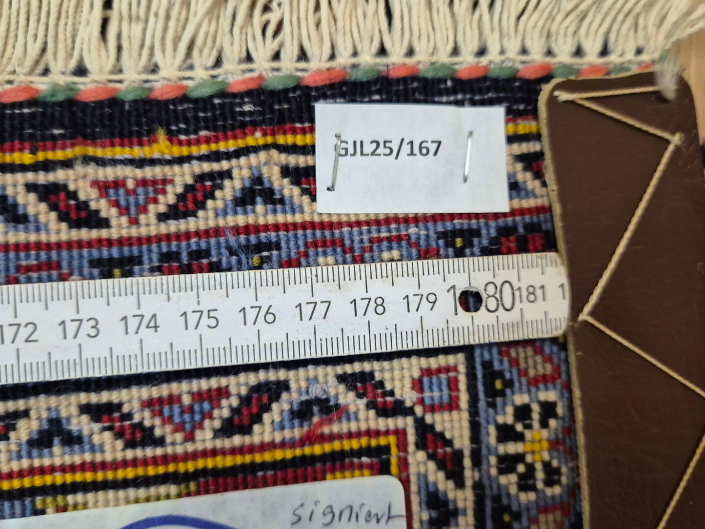 Keshan Teppich Korkwolle signiert Medaillon florales Design