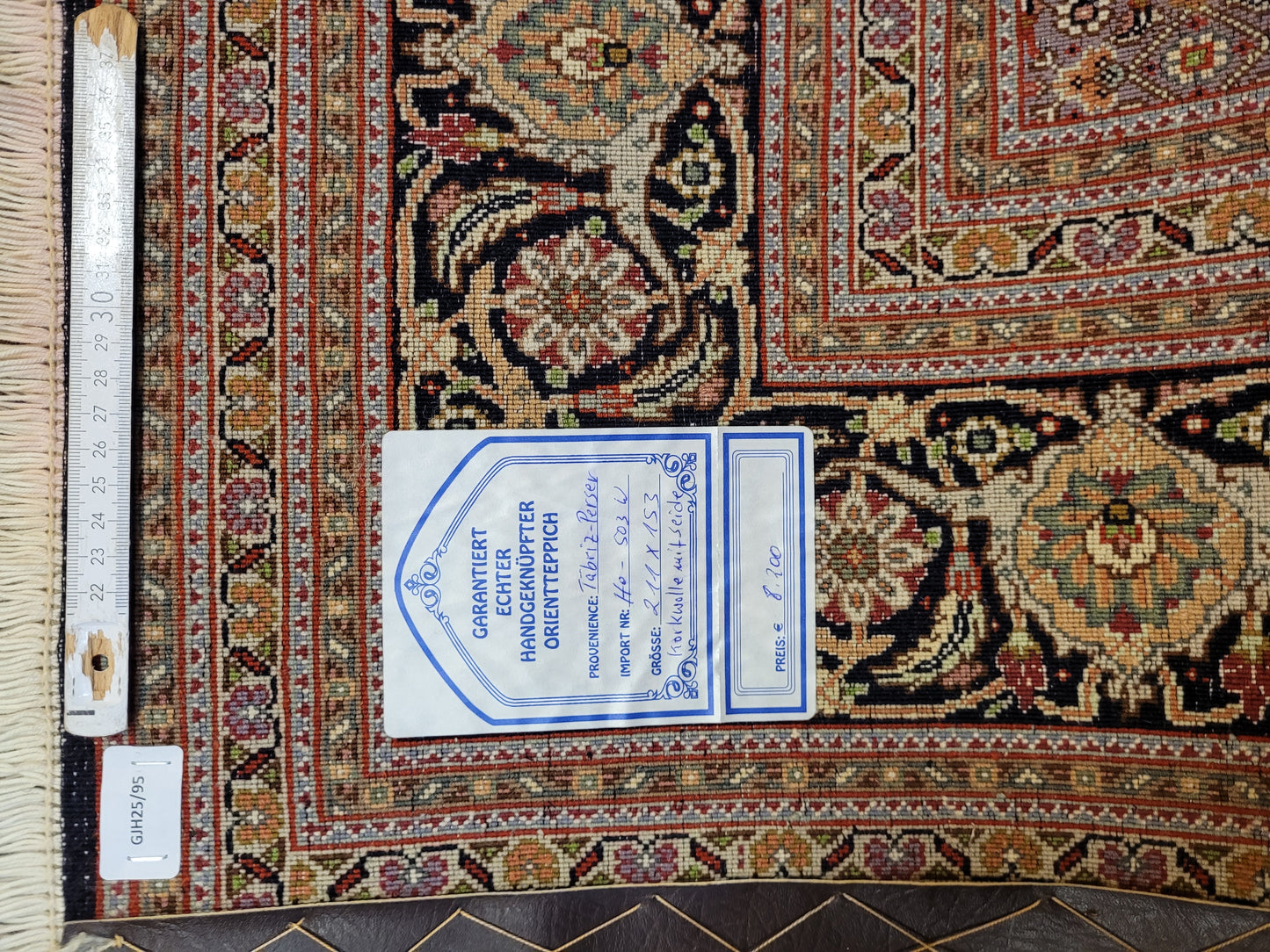 Täbriz Teppich Korkwolle mit Seide feine Knüpfung klassisches Medaillon