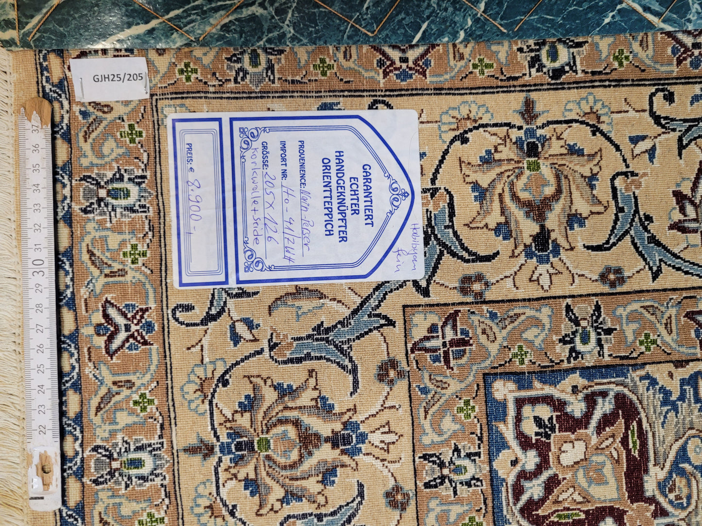 Nain Teppich Korkwolle Seide Habibyan fein 205x126 cm