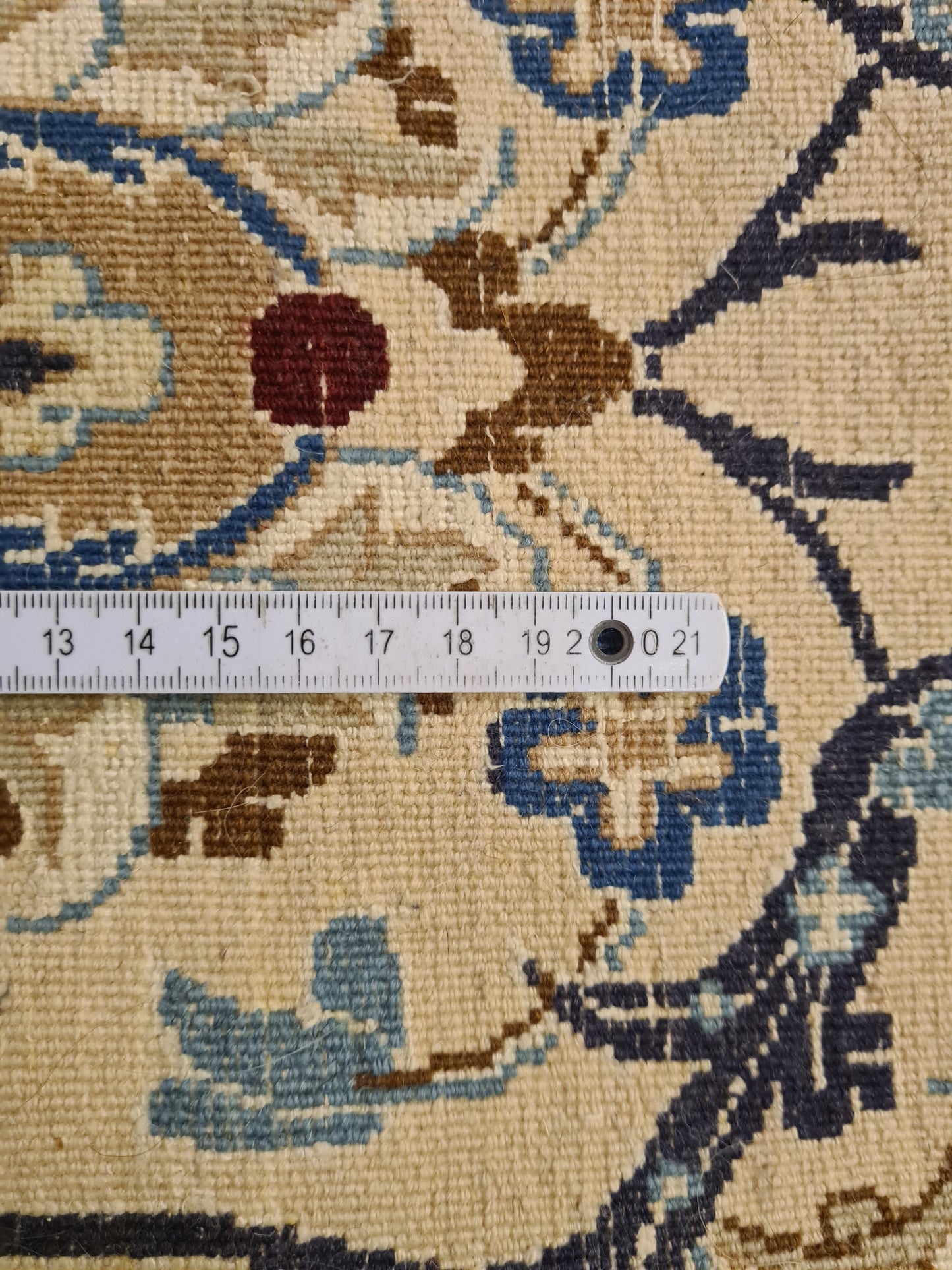 Perserteppich Orientteppich Handgeknüpfter Teppich Nain 355x250cm