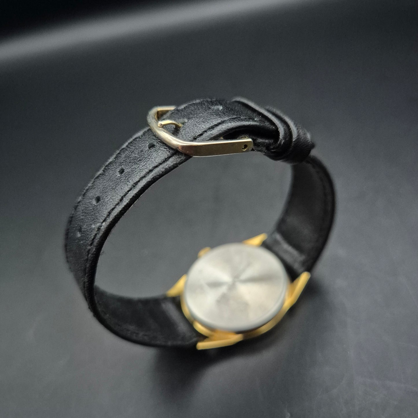 Bertulli Classic Herren Uhr – Schlichte Eleganz im goldfarbenen Design