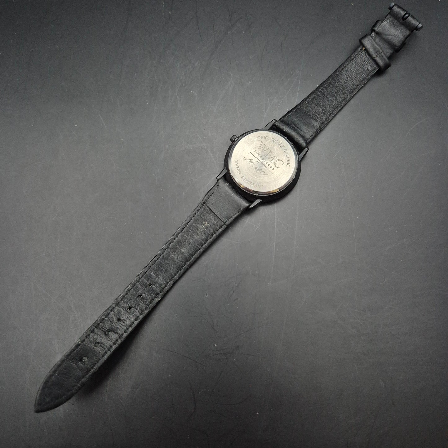 BSS Brandschutzsysteme Werbeuhr – Schwarze Quarzuhr mit Firmenlogo