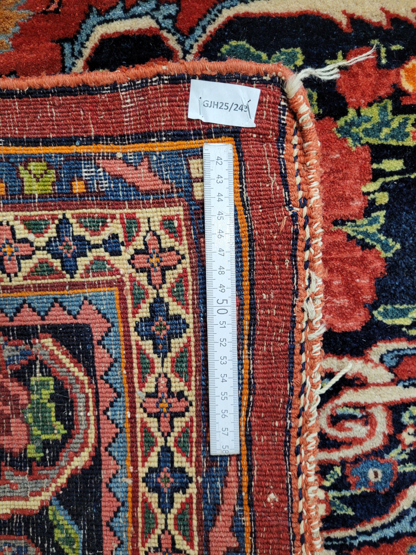 Bidjar Teppich 370x260 cm florales Rosenmuster kräftige Wolle