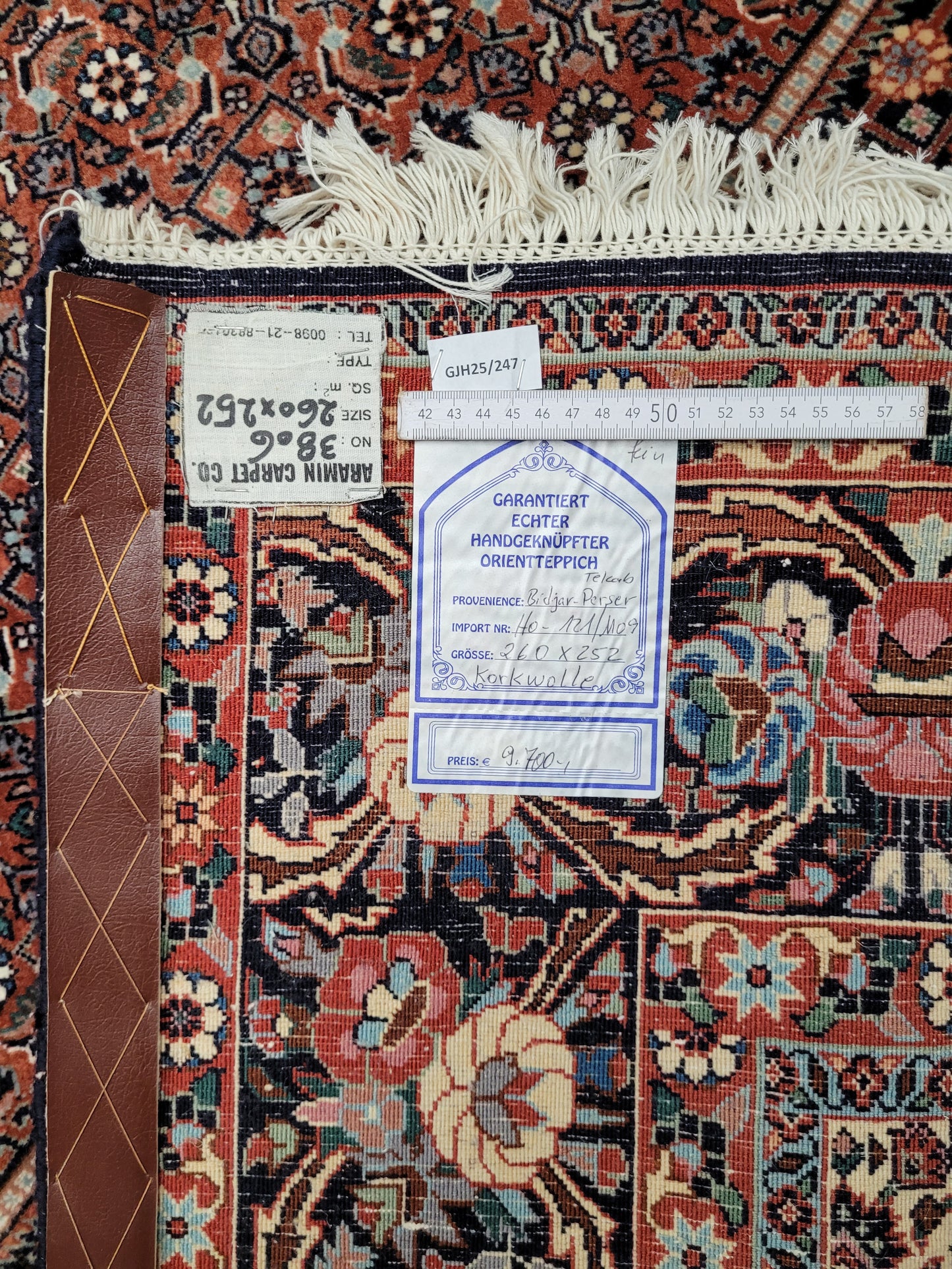 Bidjar Teppich 255x245 cm feine Korkwolle geometrisches Medaillon