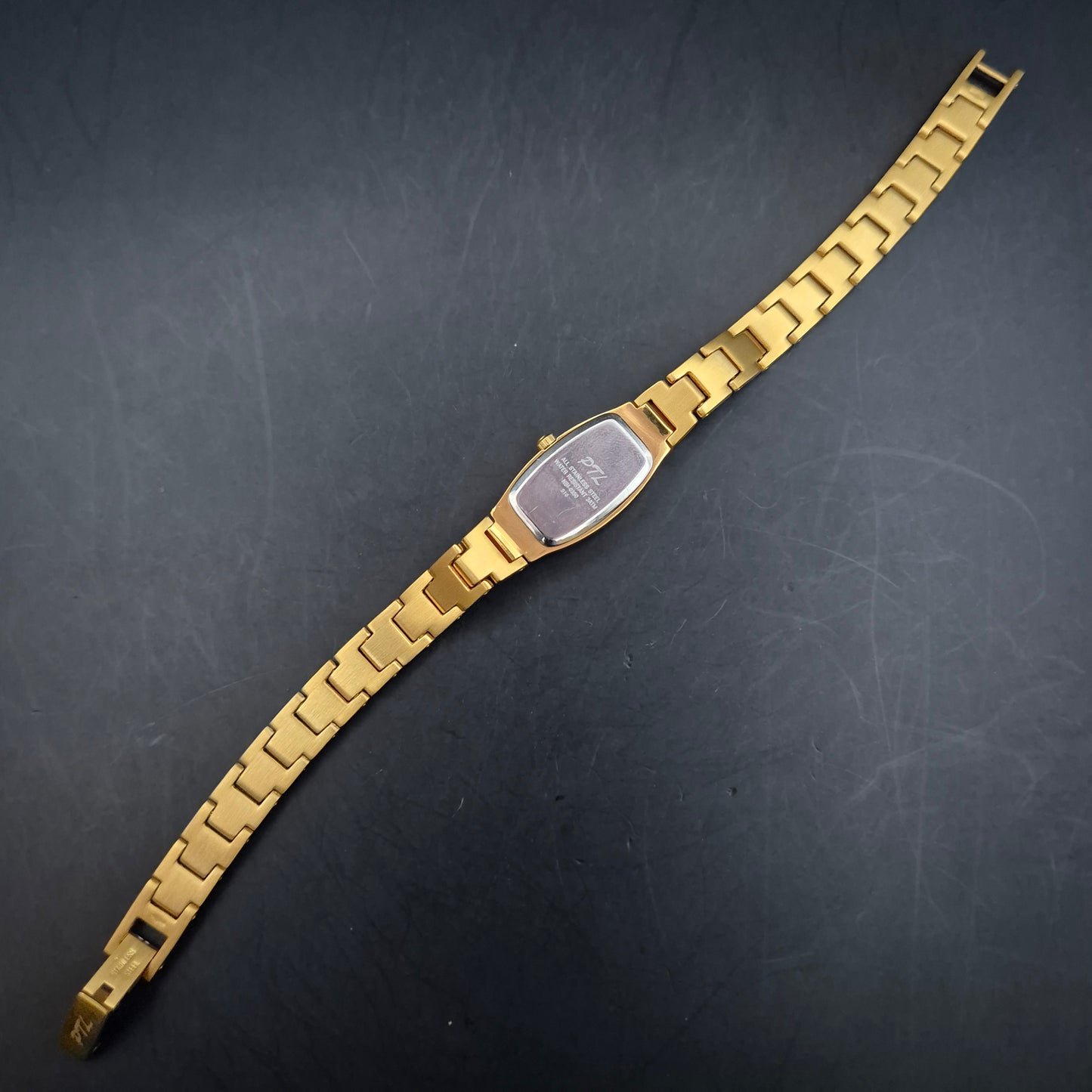 PTL Damen Uhr – Goldene Edelstahl Uhr mit schlankem, femininen Design