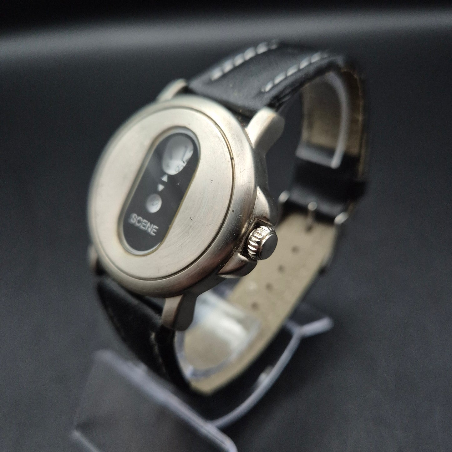 Retro Digitale Herren Uhr – Mechanisches Rollwerk im Vintage-Look