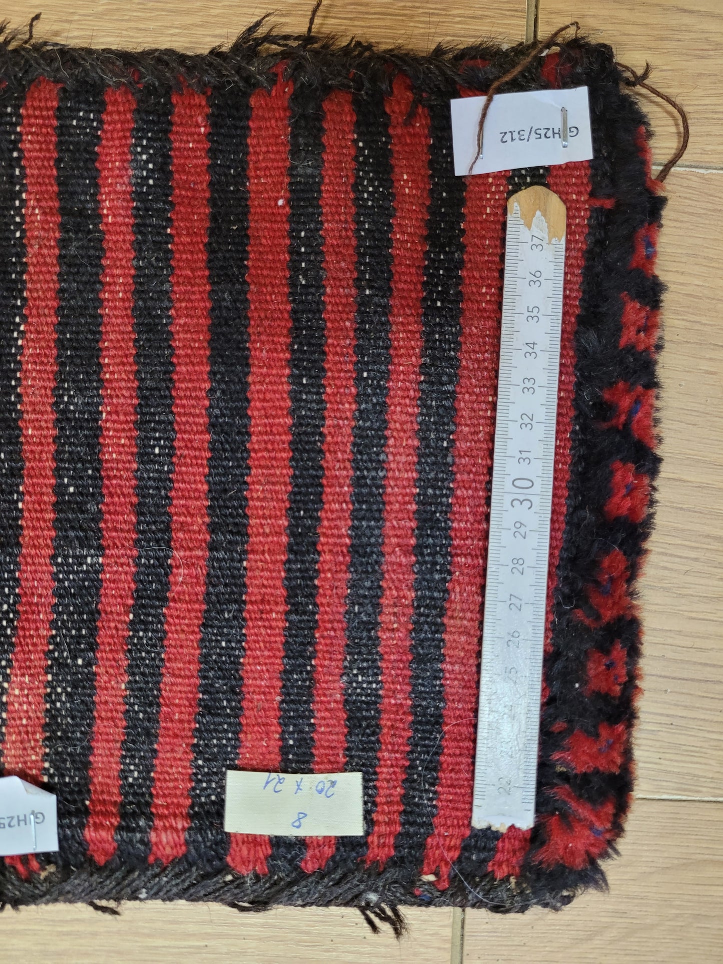 Gaschghai Tasche antik Nomadenarbeit 20×21 cm