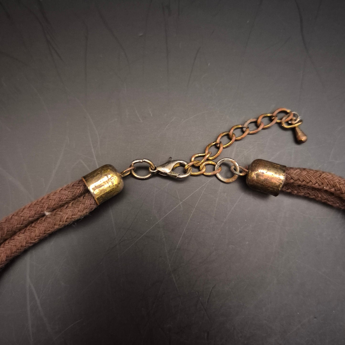 Statement-Kette Damen – Ethno-Boho-Stil mit Natursteinen