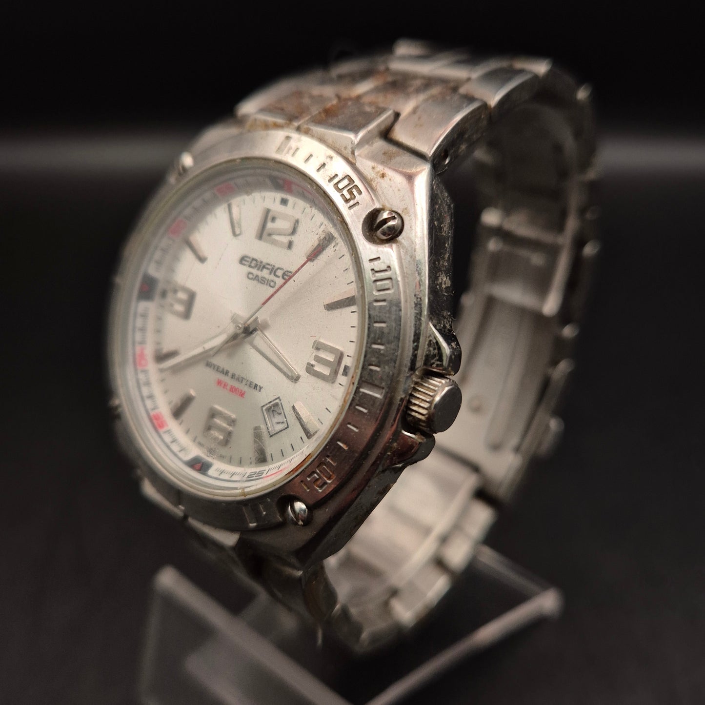 Casio Edifice Herren Uhr – Sportlicher Look mit Datumsanzeige