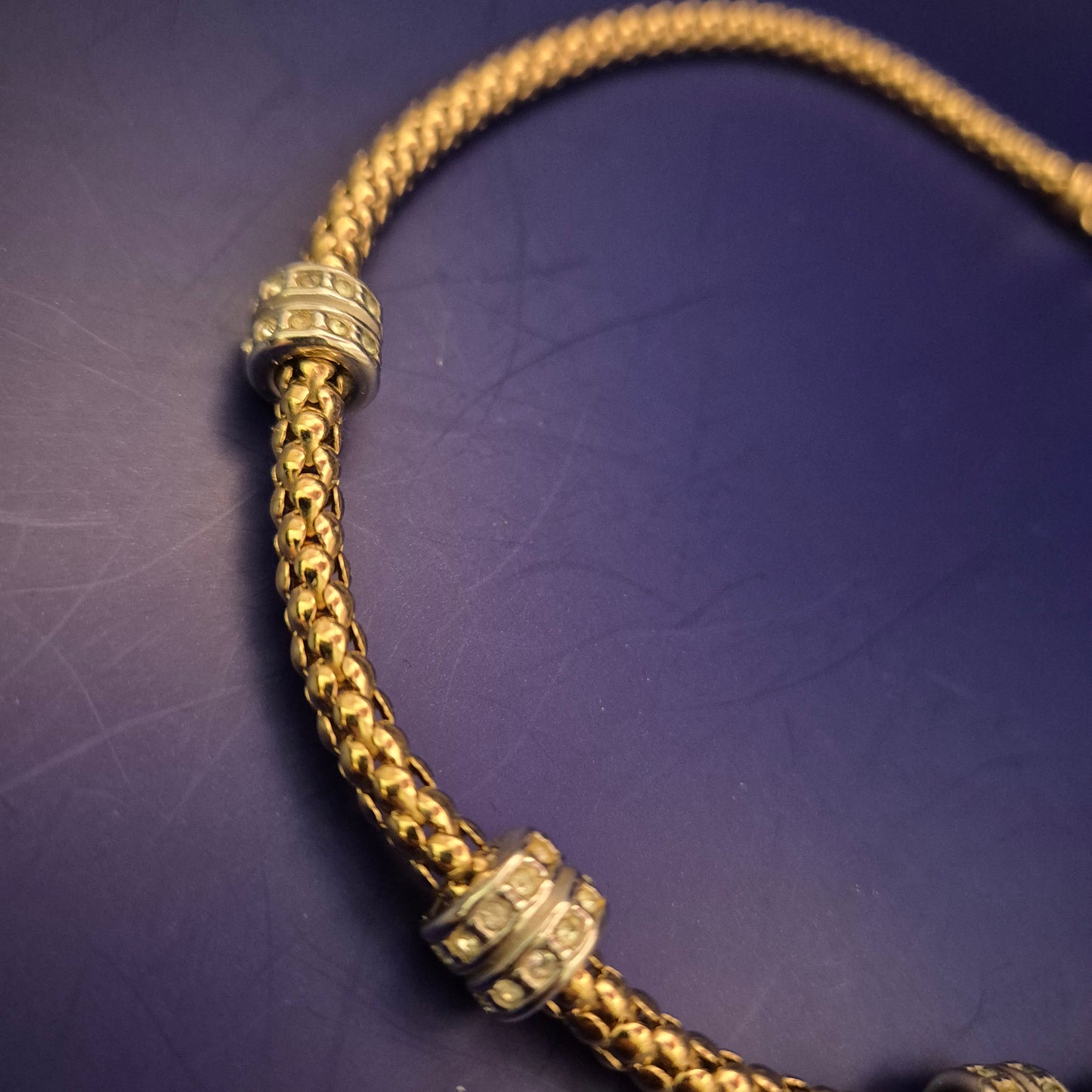 Vergoldete Damen Kette – Elegantes Design mit Strassakzenten