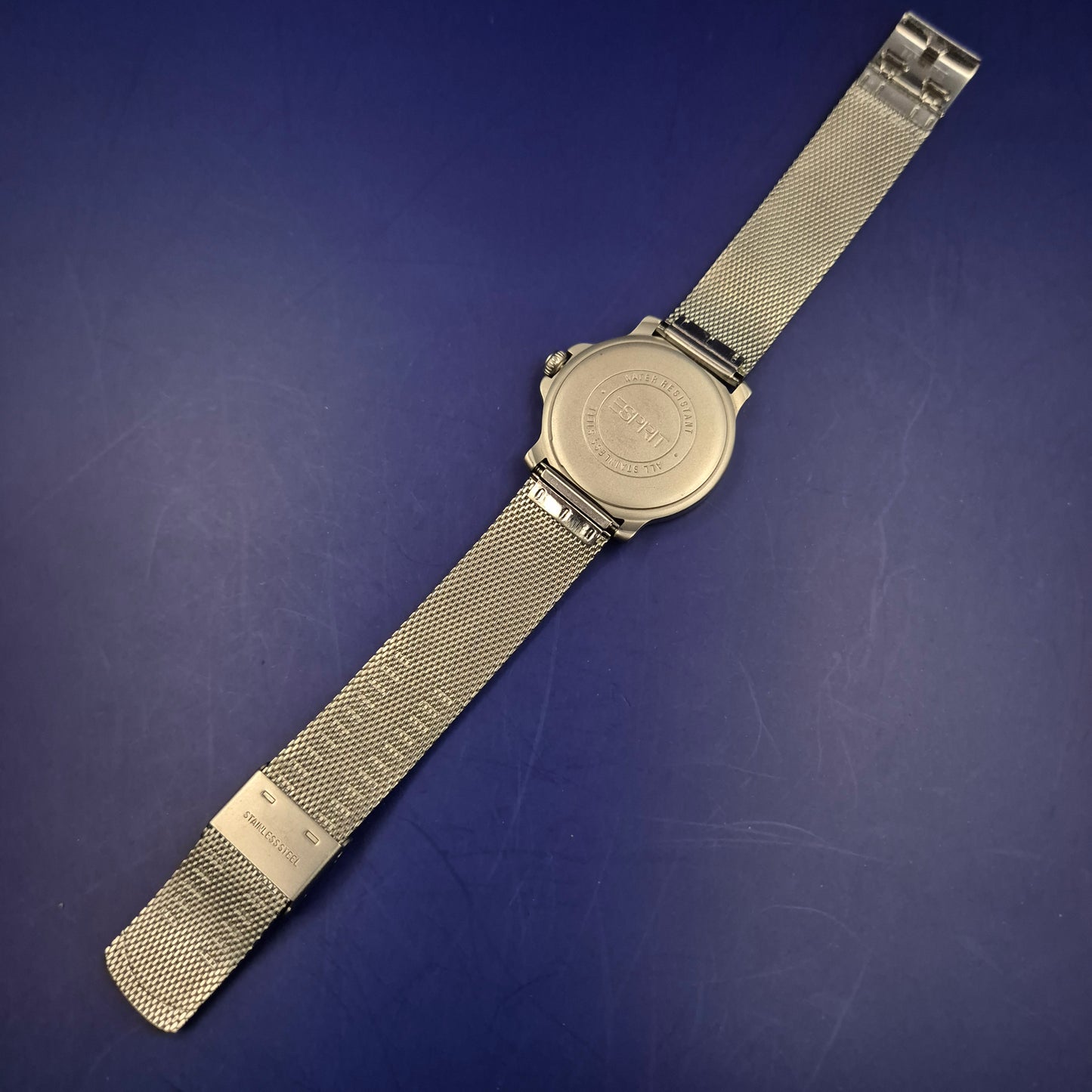 Moderne Esprit Herren Uhr – Mattes Edelstahl-Design mit Mesh-Armband