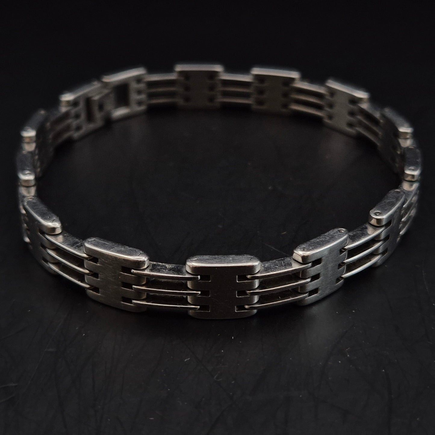 Modernes Edelstahl Armband für Herren – Markantes Glieder Design
