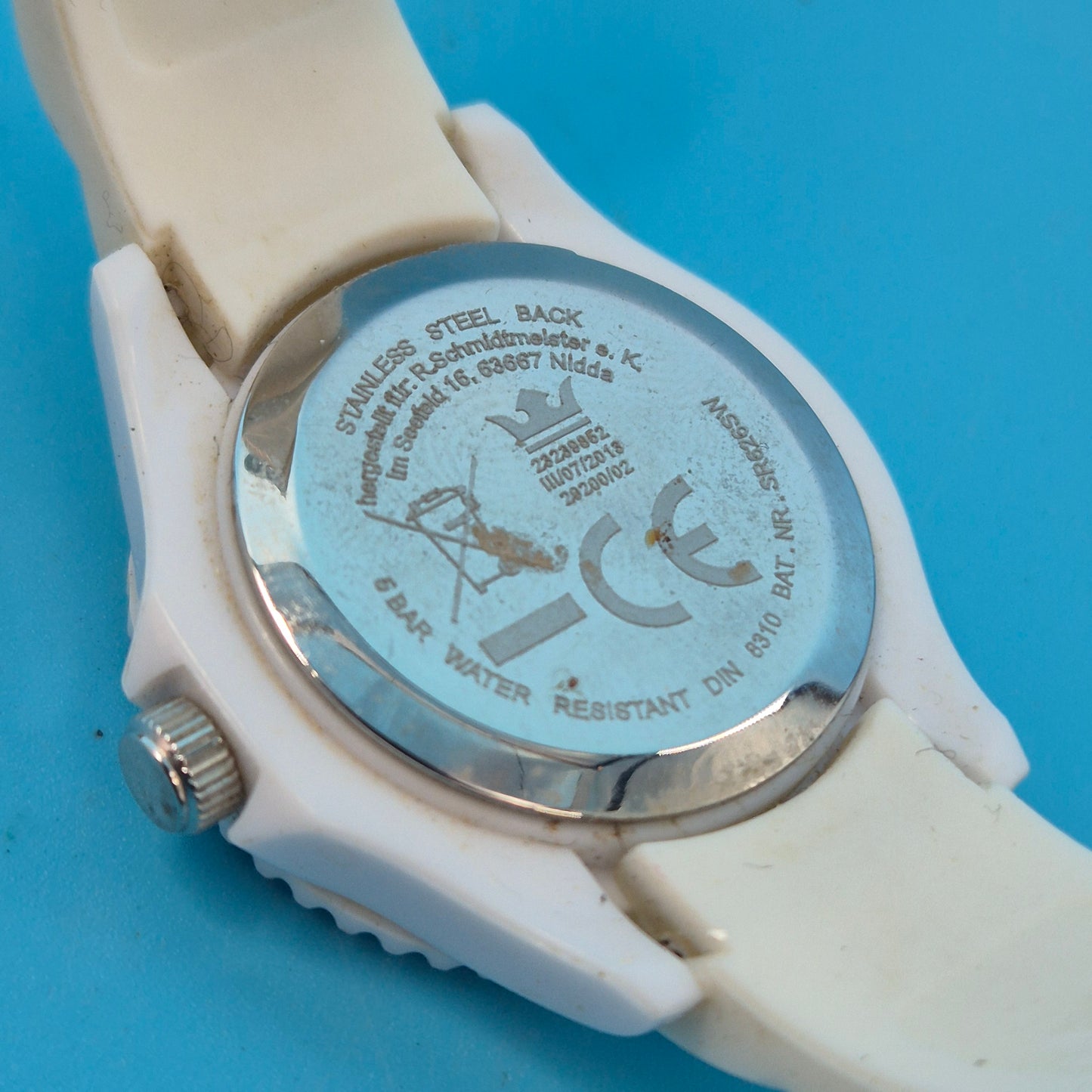 Sportliche Damen Uhr in Weiß – Frisches Design für den Alltag
