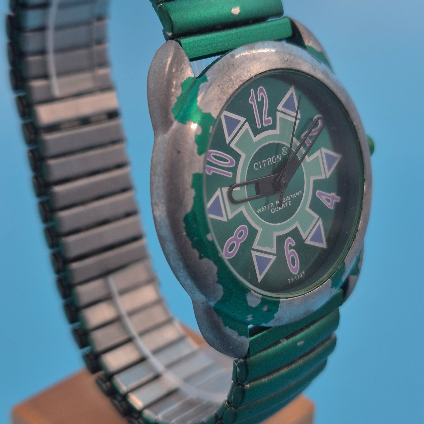 Retro Citron Unisex Uhr – Grünes Design mit praktischem Flexarmband