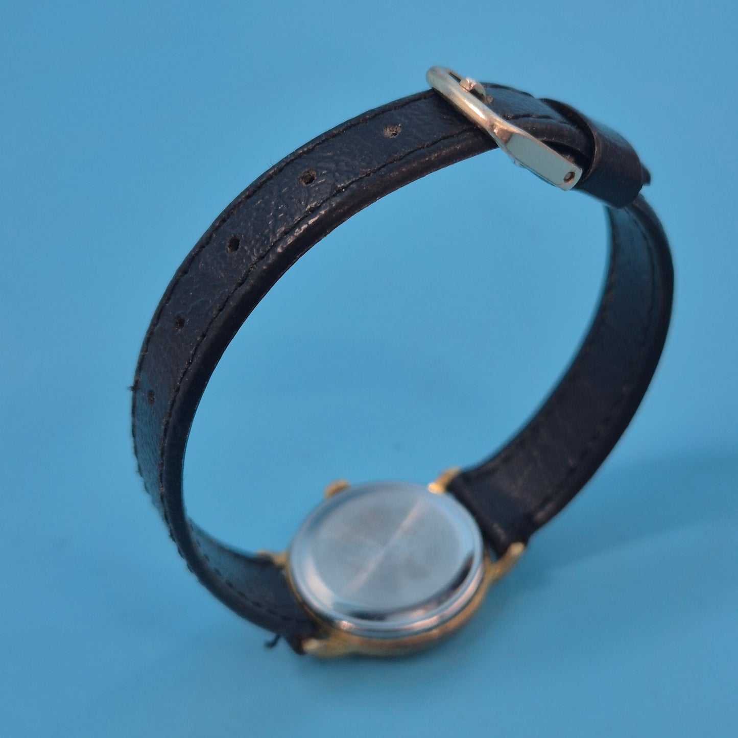 Elegante Seiko Damen Uhr mit blauem Zifferblatt und Lederarmband