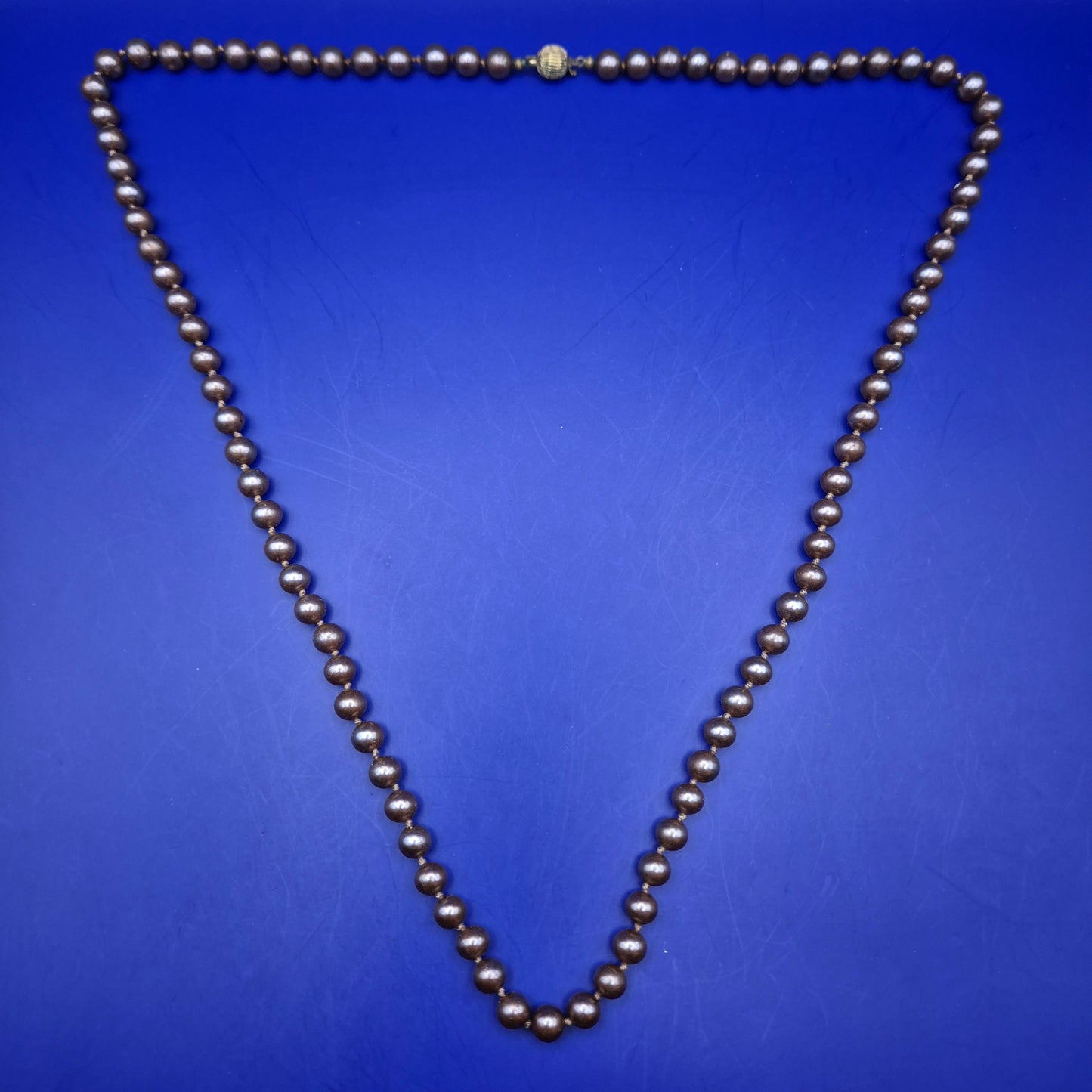 Klassische Perlen Kette in Bronze-Optik – Zeitlose Eleganz