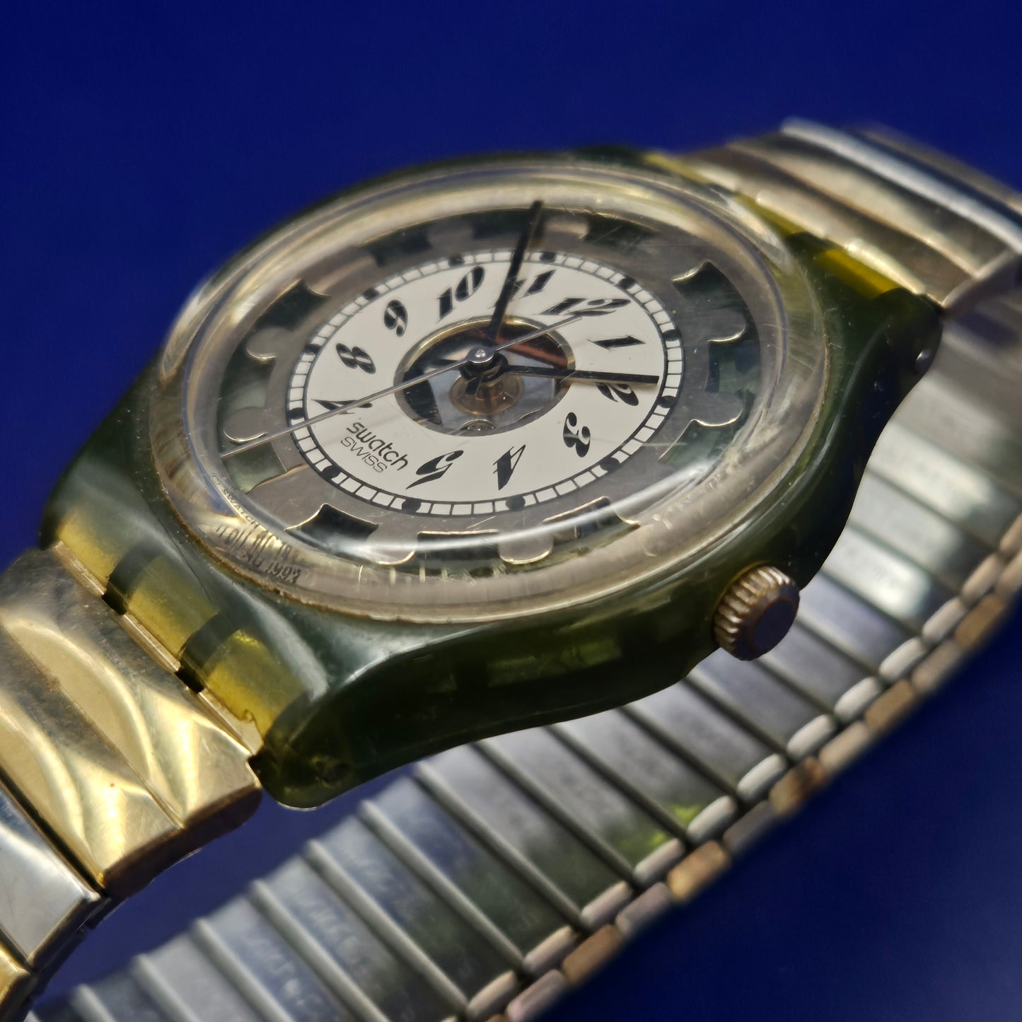 Vintage Swatch Golden Gear Herren Uhr – Transparentes Design mit Goldakzenten