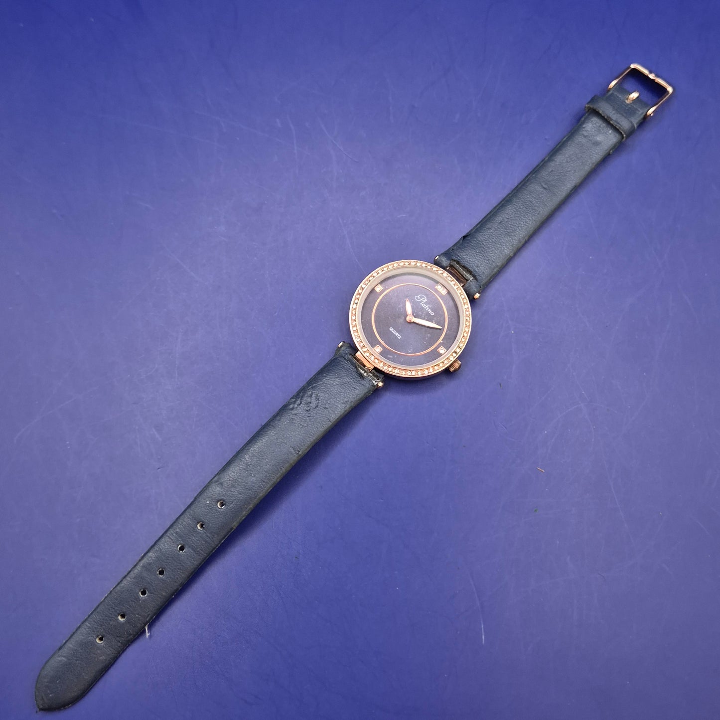 Platino Damen Uhr – Funkelndes Design in Roségold
