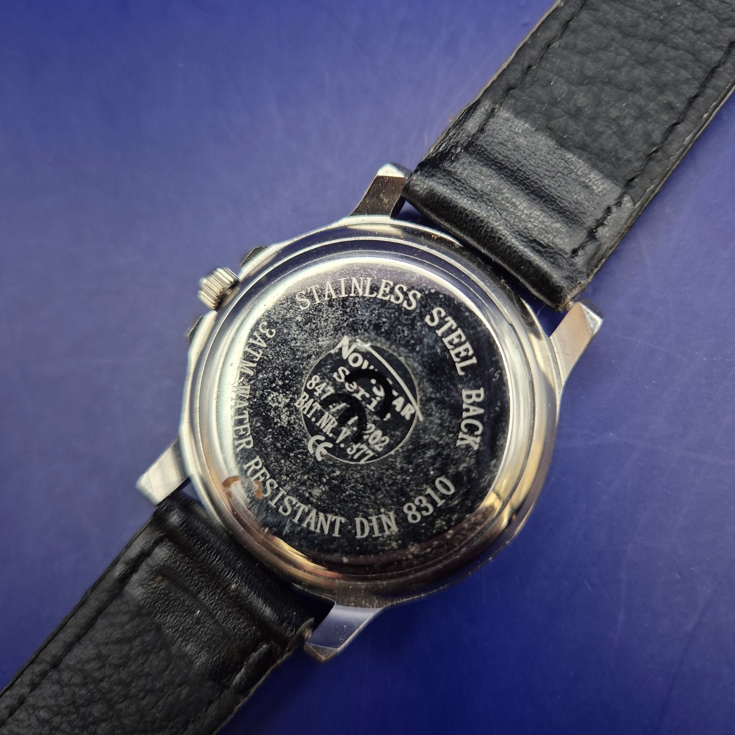 Klassische Nova Star Herren Uhr – Schwarzes Zifferblatt & Lederband