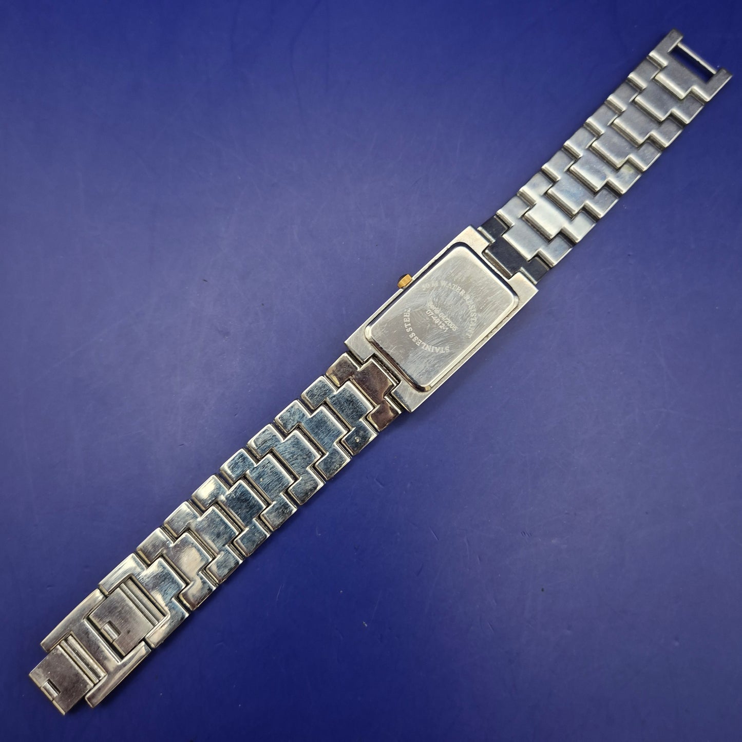 Elegante Damen Uhr im Bicolor Design – Stilvolles Rechteck-Gehäuse