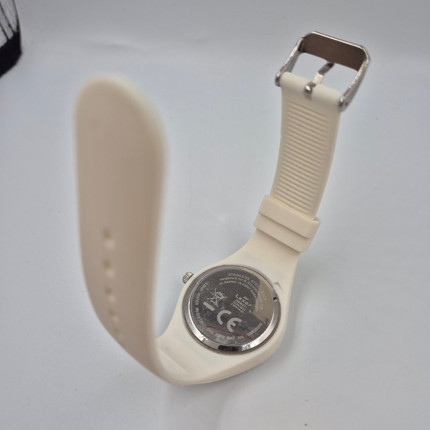 Schlichte Unisex Armband Uhr – Minimalistisches Design in Weiß