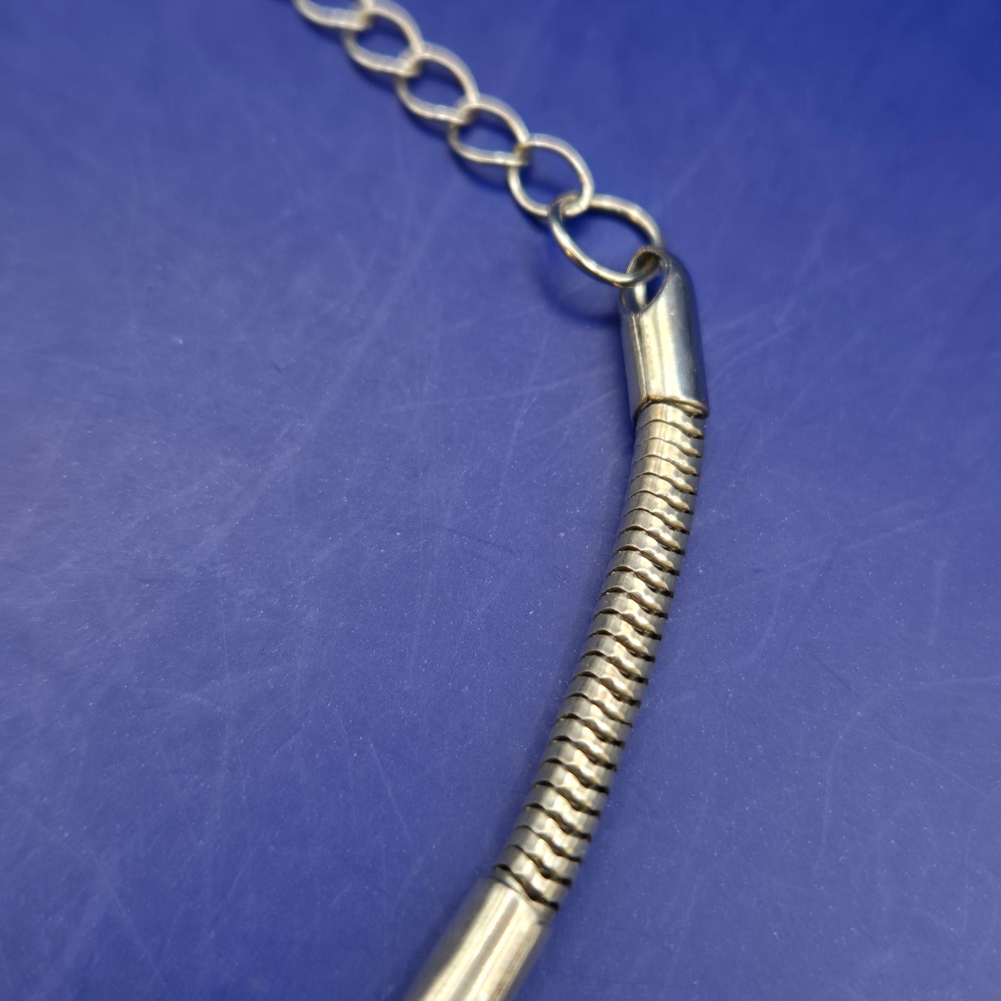 Elegantes Damen Armband in Silber-Optik mit Kristall-Gliedern