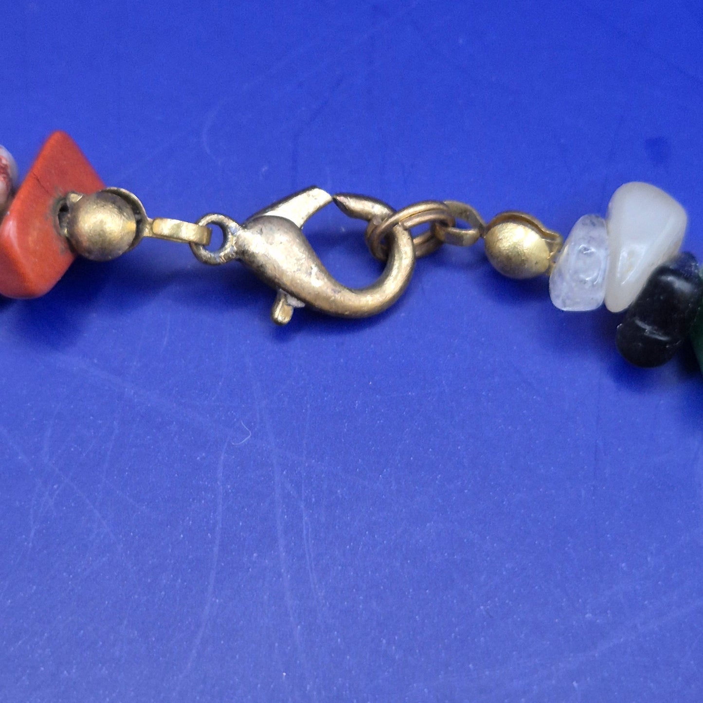 Bunte Edelstein Chip Kette mit Karabinerverschluss Vintage Schmuck