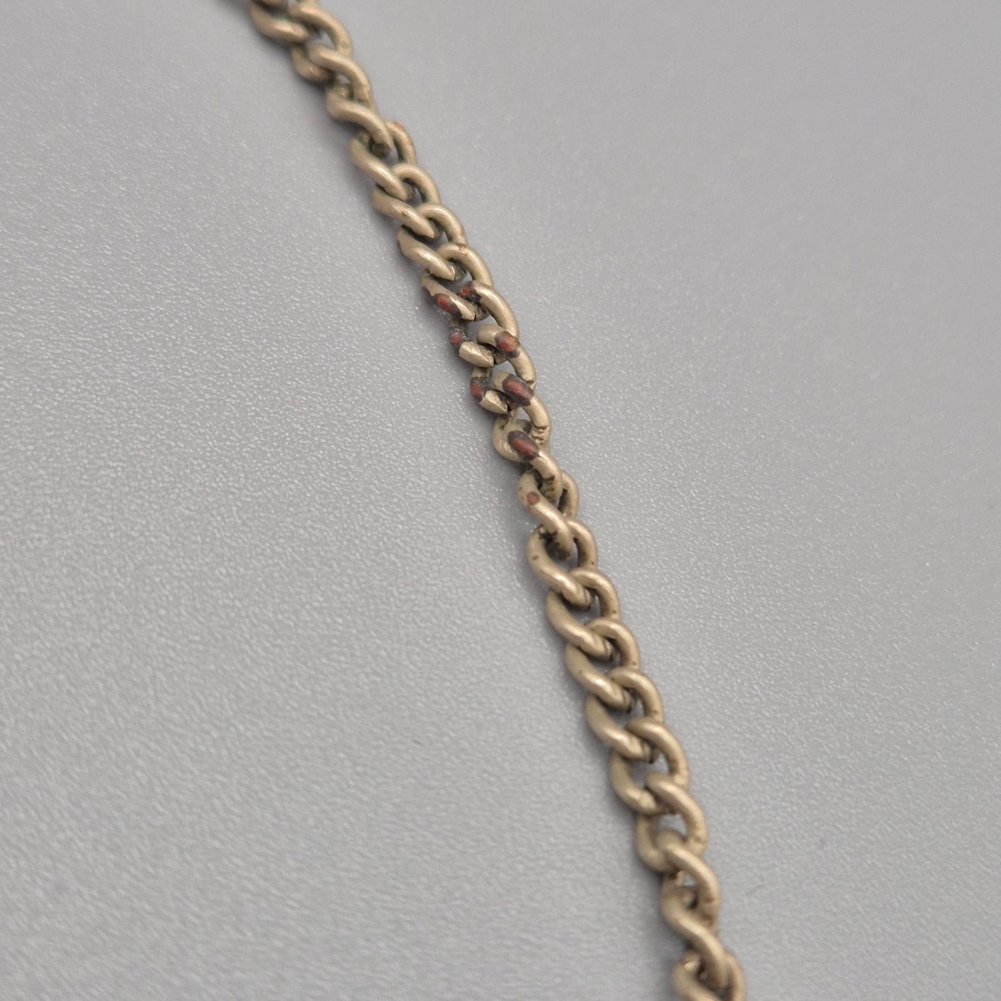 Vintage Ethno Kette mit roten Schmucksteinen Silberfarben