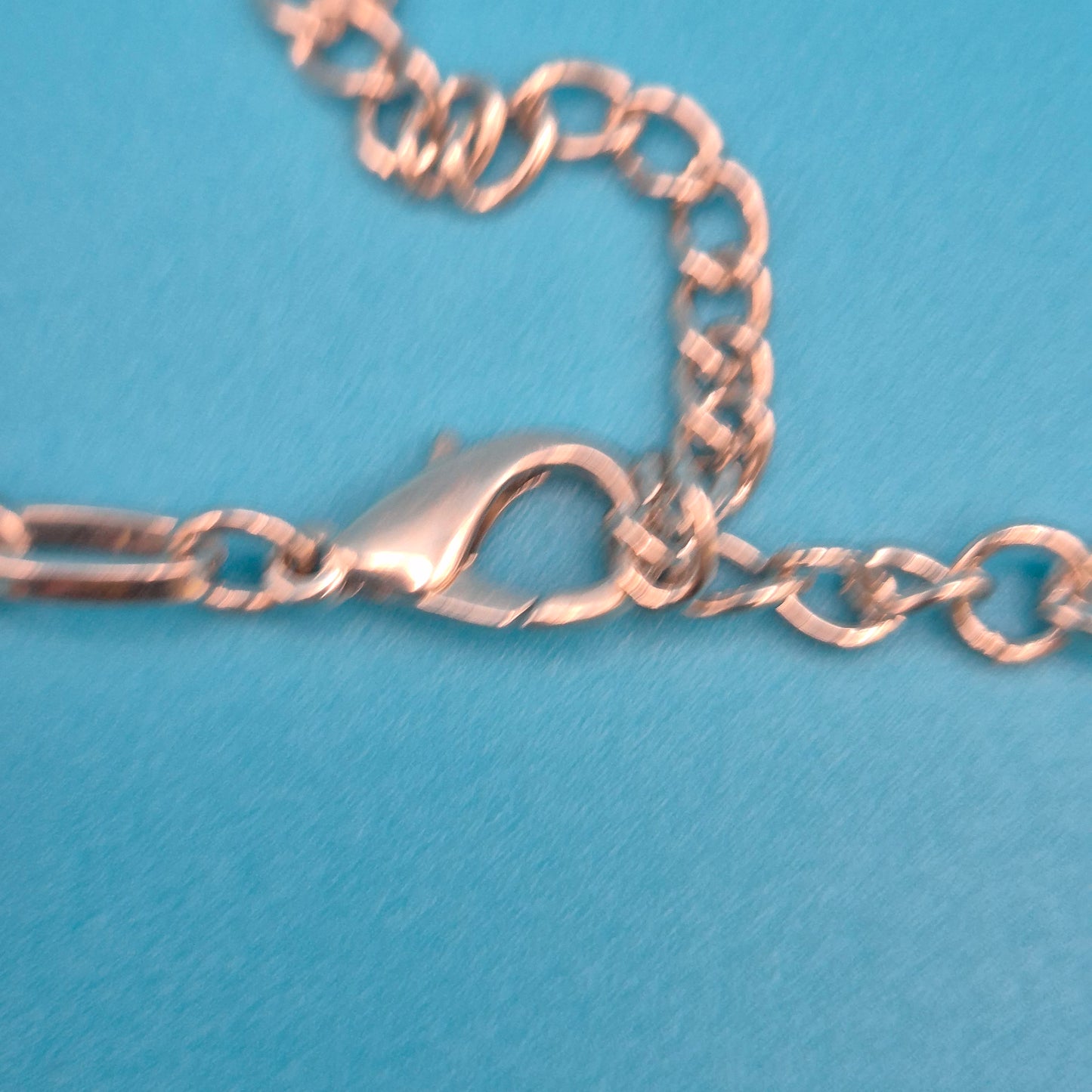 Vintage Kette mit anthrazitfarbenem Kristall-Anhänger in Silber-Optik