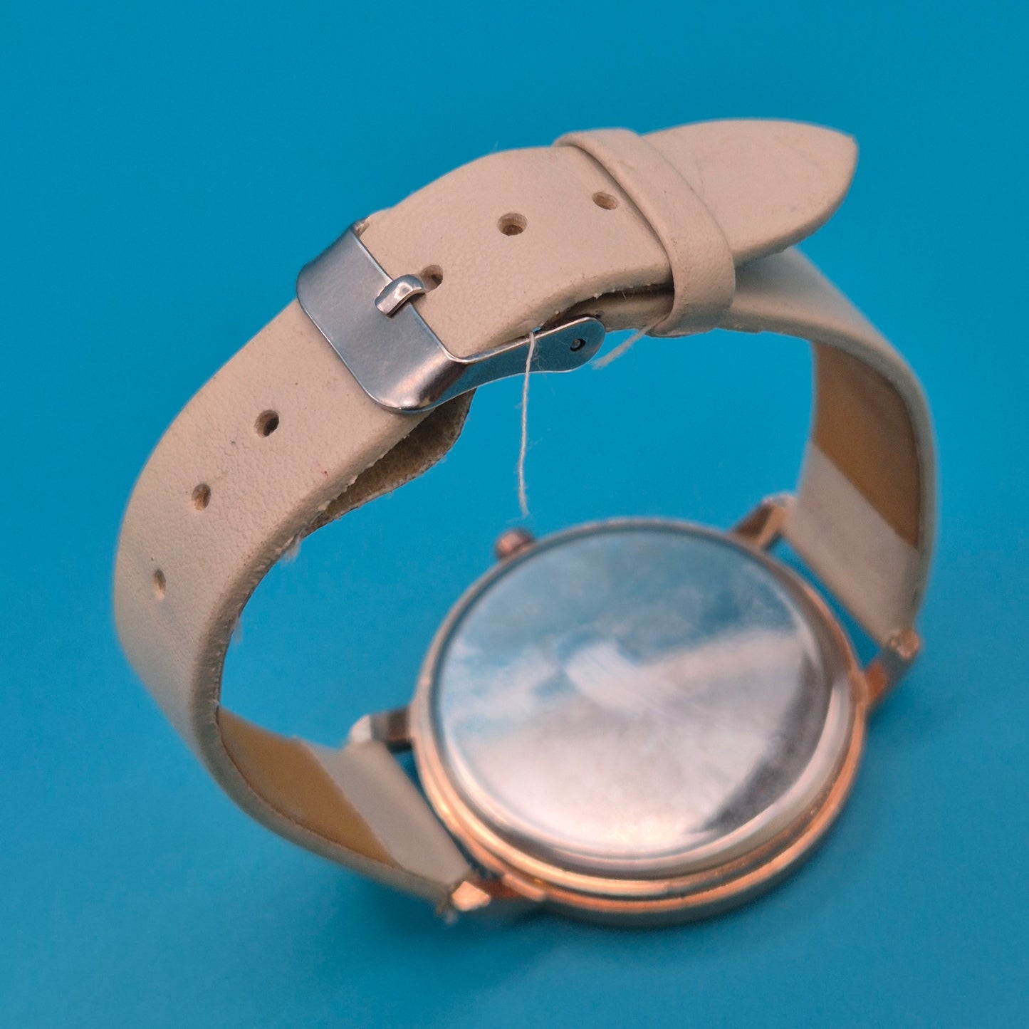 Vintage LVPAI Damen-Armbanduhr mit florales Zifferblatt und weißem Lederband