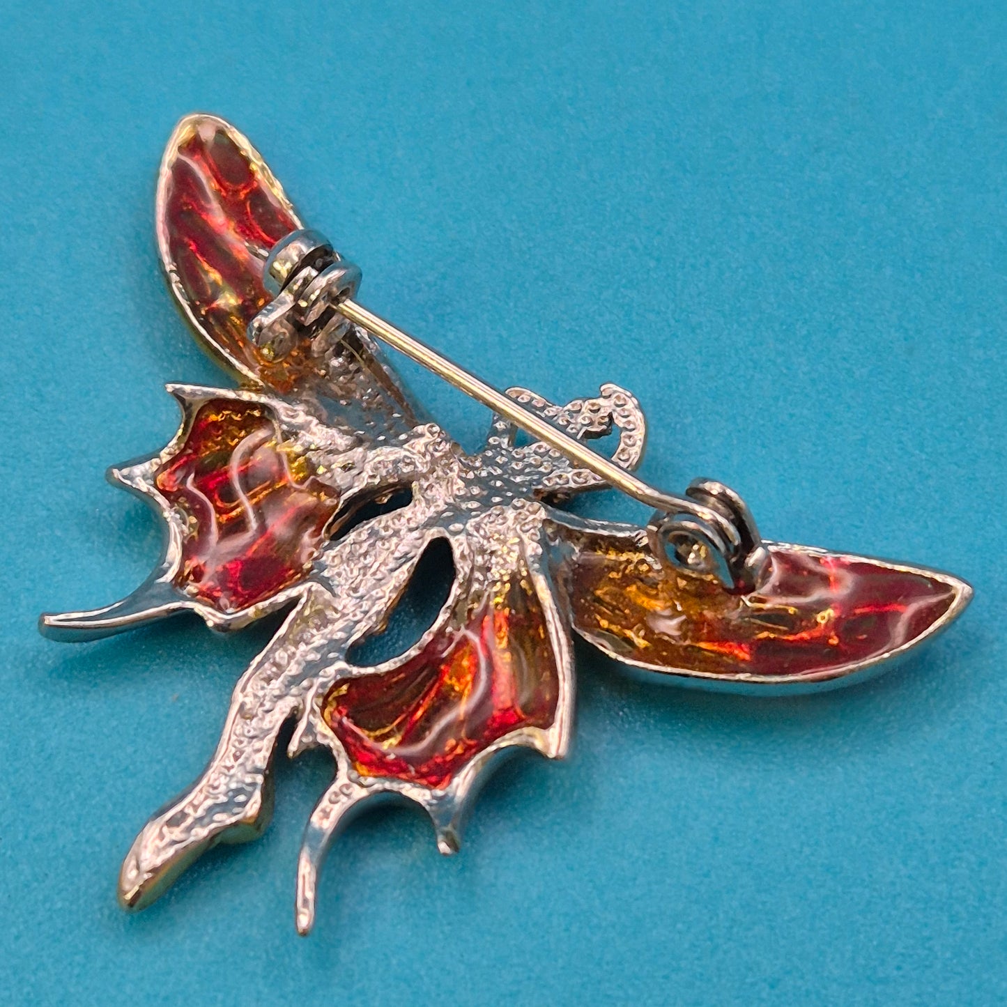 Vintage Fee Brosche mit Strasssteinen und goldfarbenen Akzenten