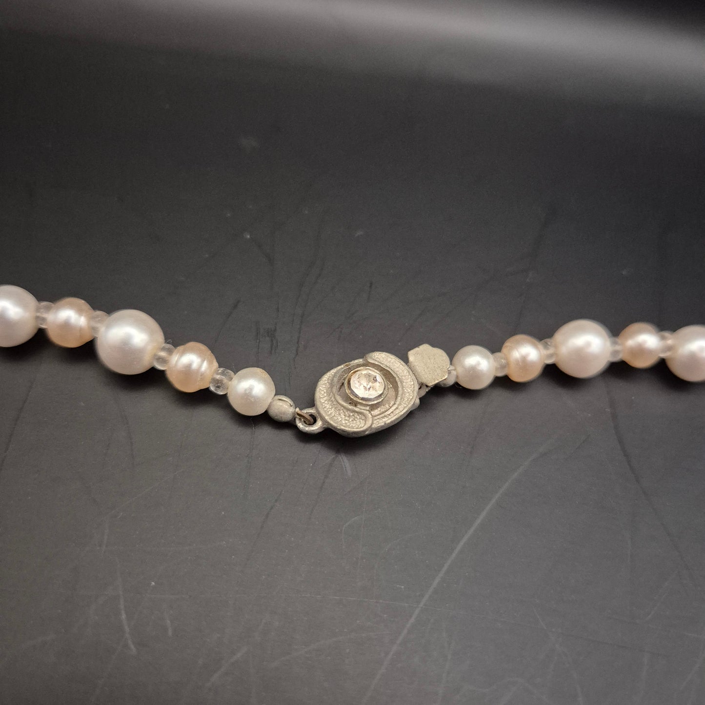 Elegante Vintage Perlenkette mit abgestuften Perlen - Bild 6