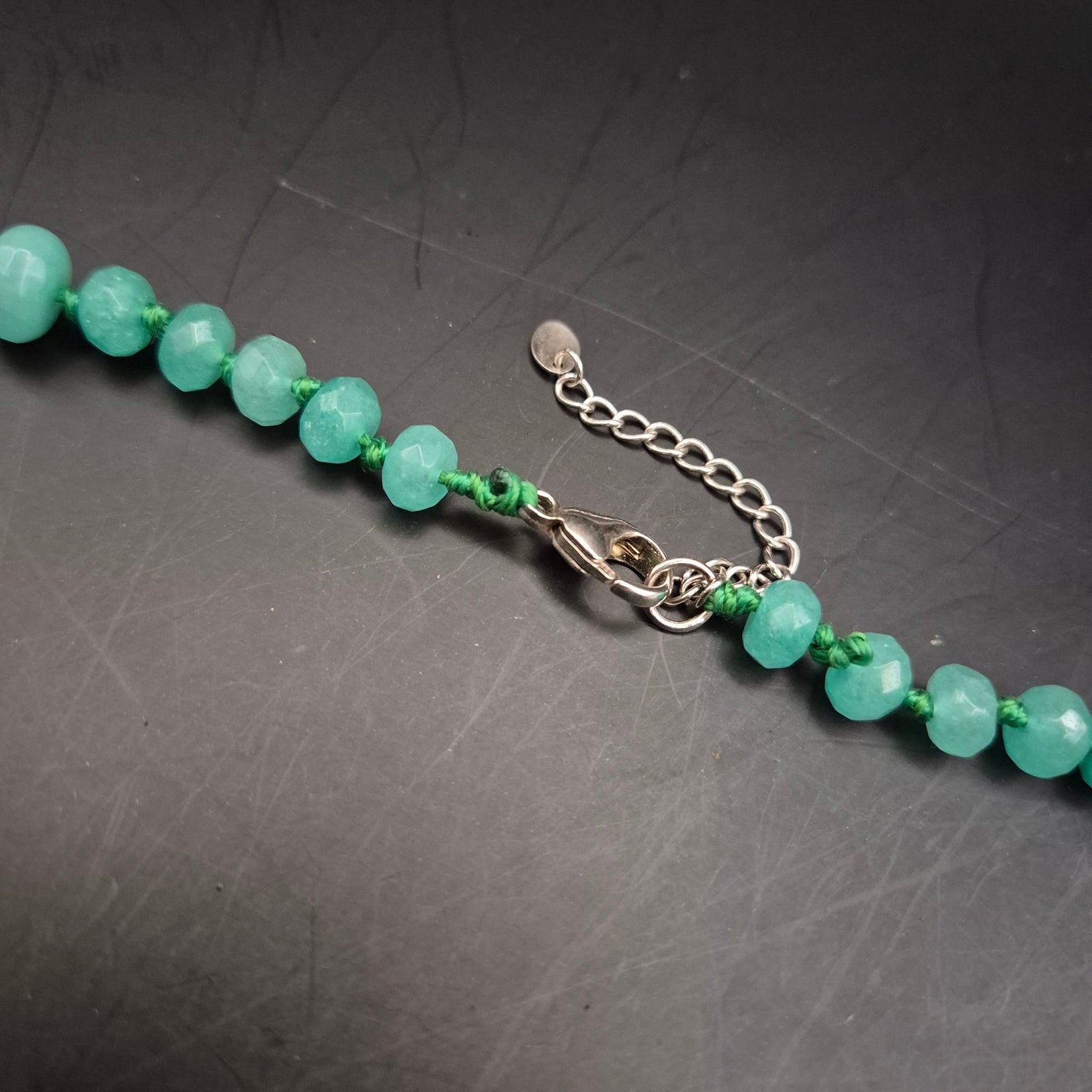 Elegante Vintage Halskette mit facettierten grünen Aventurin-Perlen - Bild 6