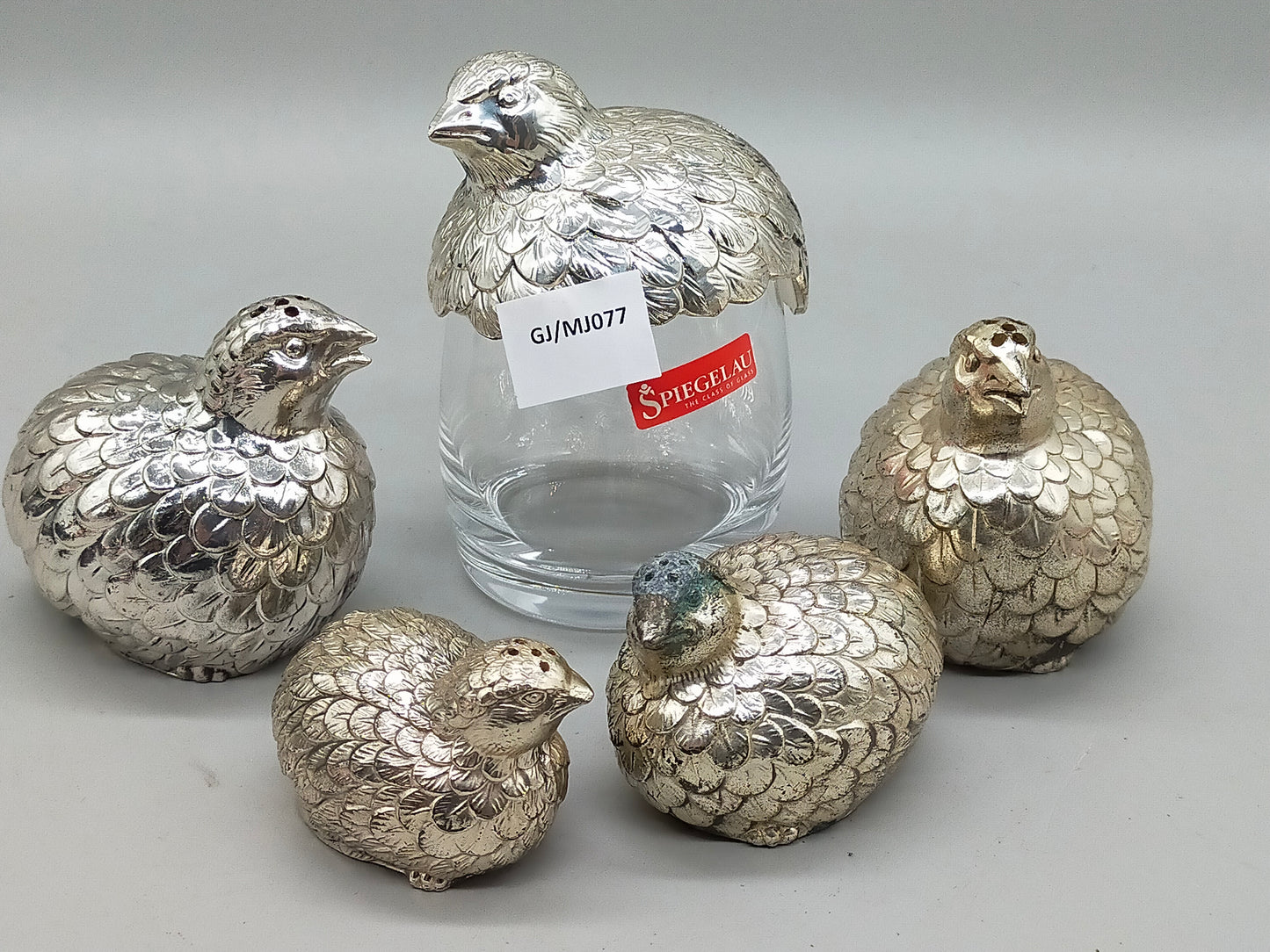 Wachtel Salz- und Pfefferstreuer Set aus Metall – Mit Spiegelau Glas
