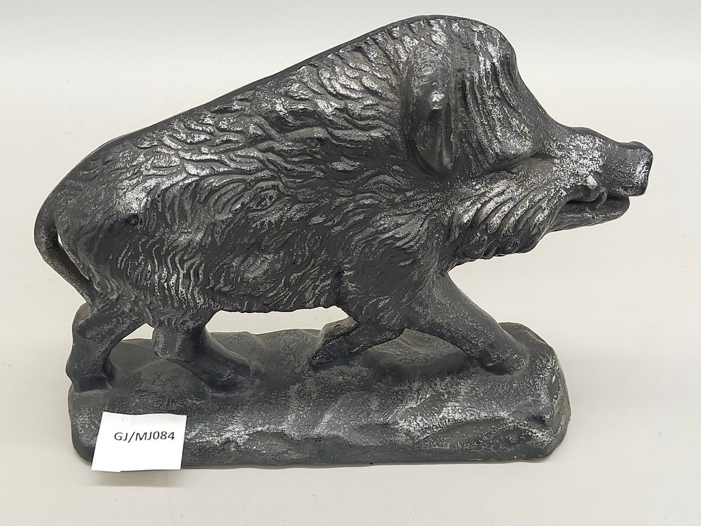 Massive Wildschwein Skulptur aus Gusseisen – Rustikale Dekoration