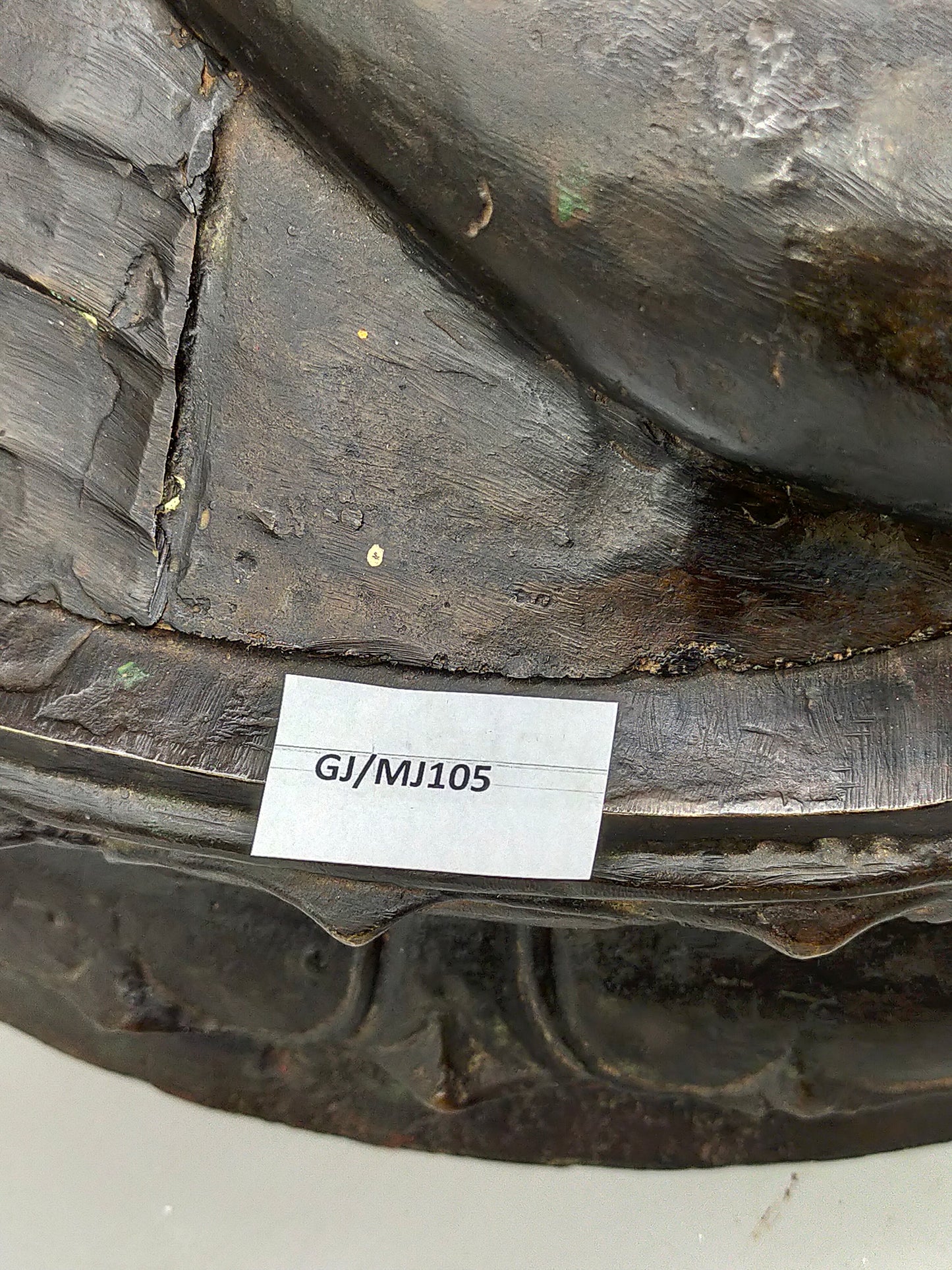 Große Antik Buddha Statue aus Bronze – Spirituelle Dekoration