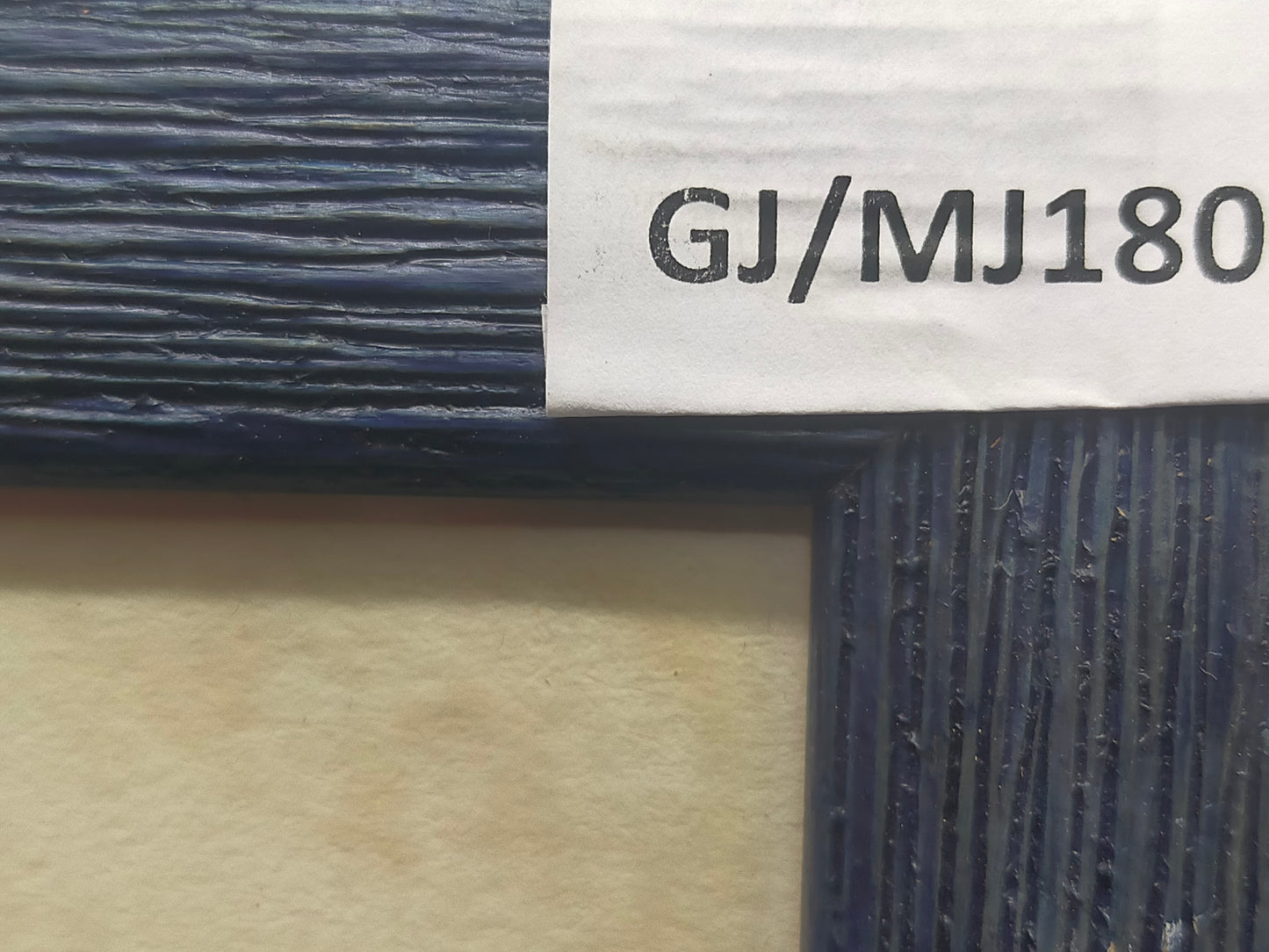 Moderner Kunstdruck "Fürwald" im Rahmen – Abstrakte Blau-Violette Figur - 1996