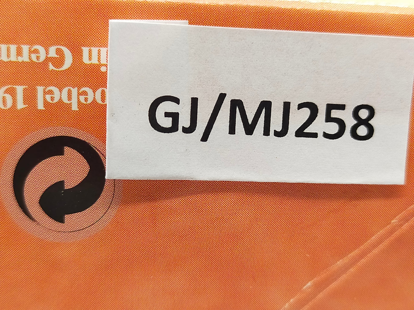 Goebel Hummel Figur "Garden Treasures" – Mit Original Verpackung und Zertifikat