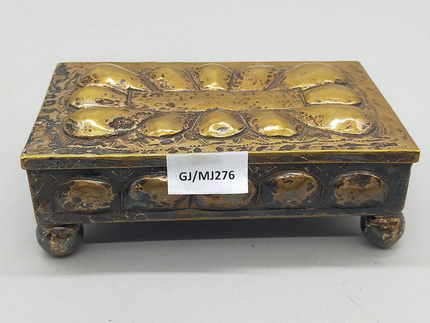 Antike Messing Schatulle mit Reliefdekor – Vintage Schmuckdose