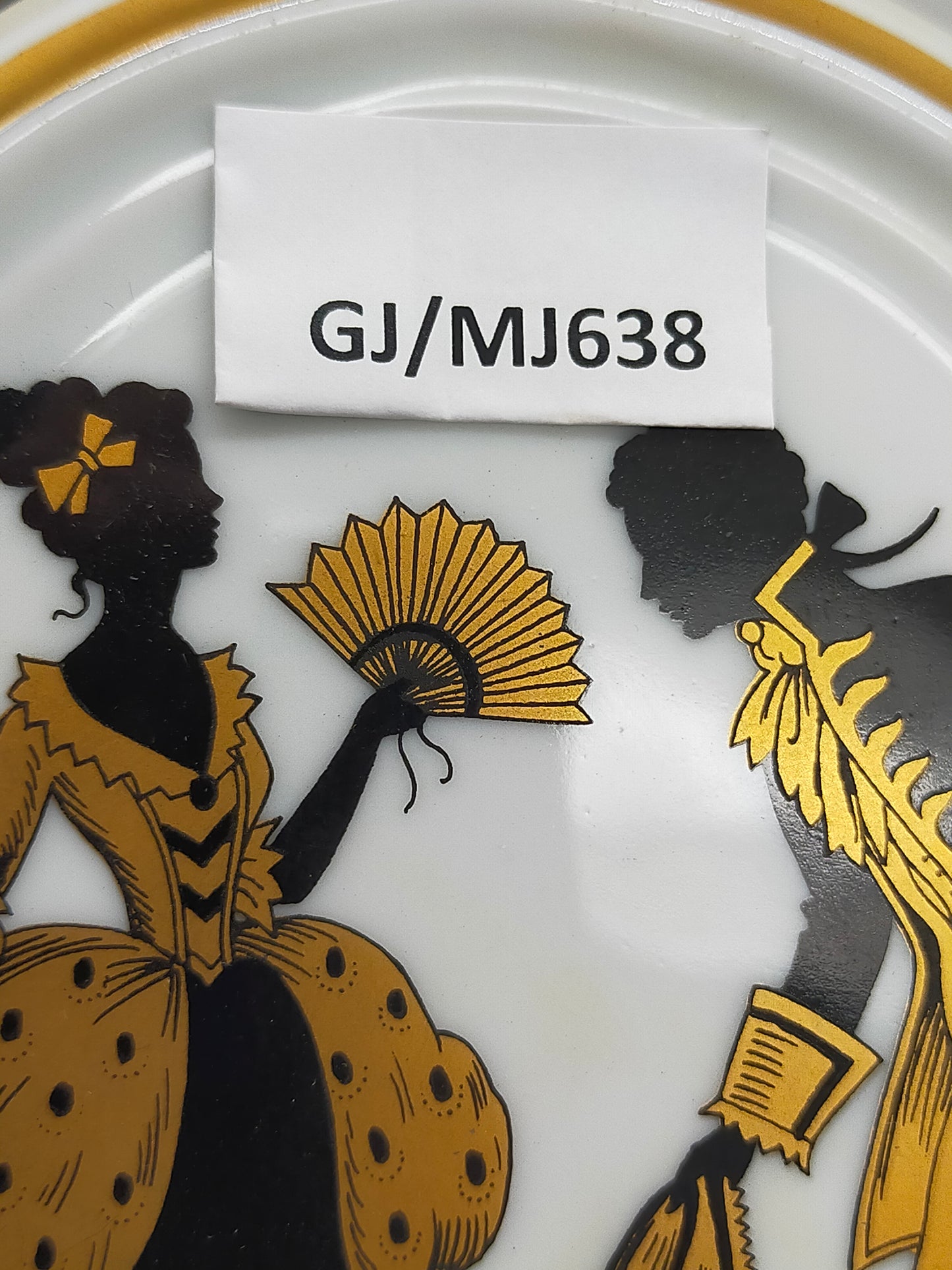 Elegantes Silhouette Porzellanbild Rokoko Paar mit Goldrand