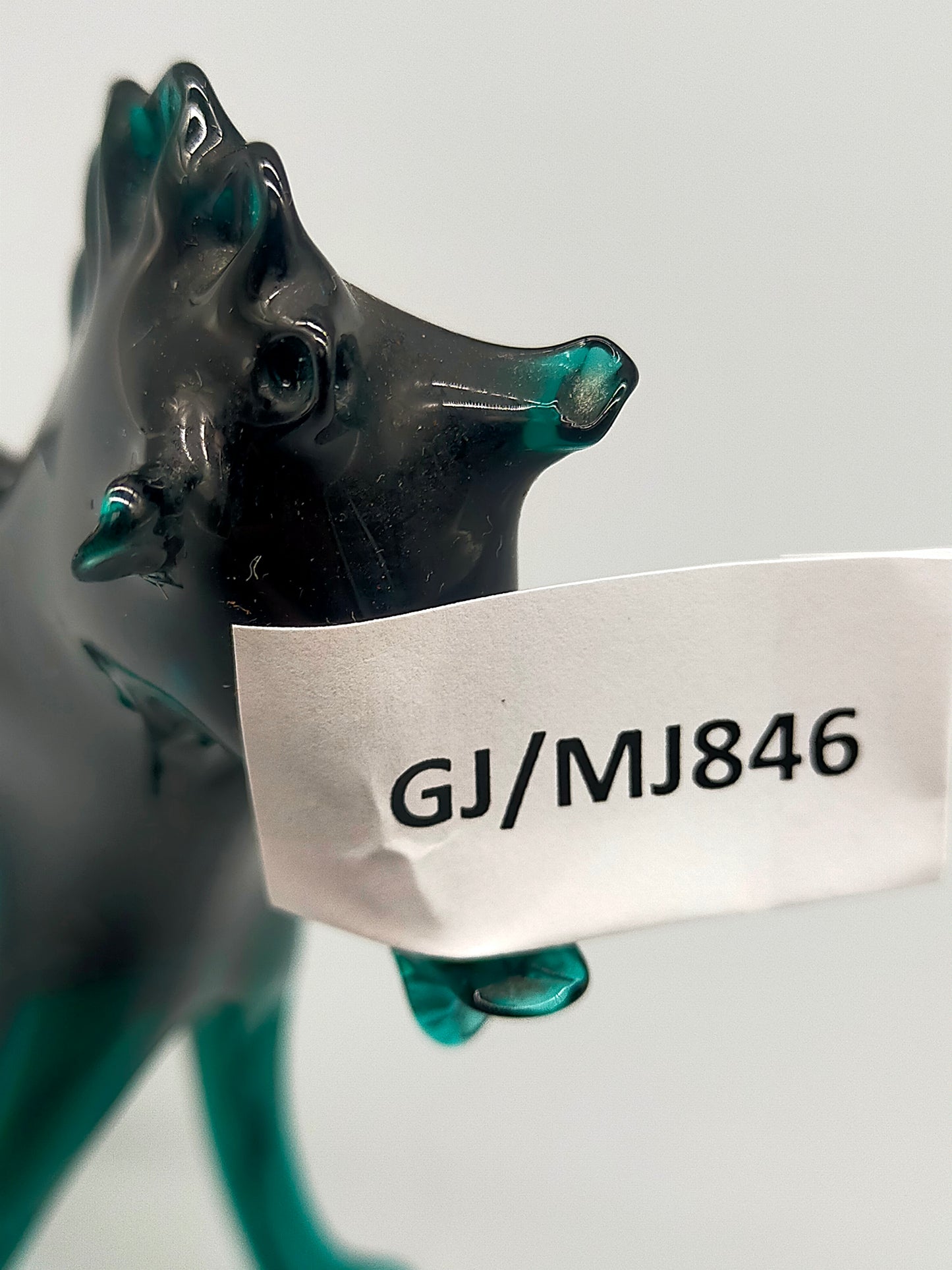 Kunstvolle Murano Glasfigur Pferd Elegantes Design in Smaragdgrün